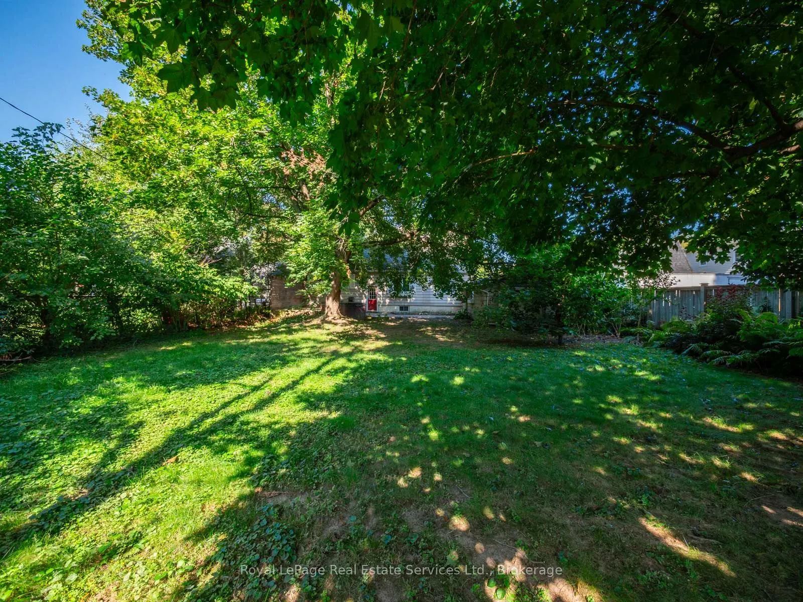 938 King Road