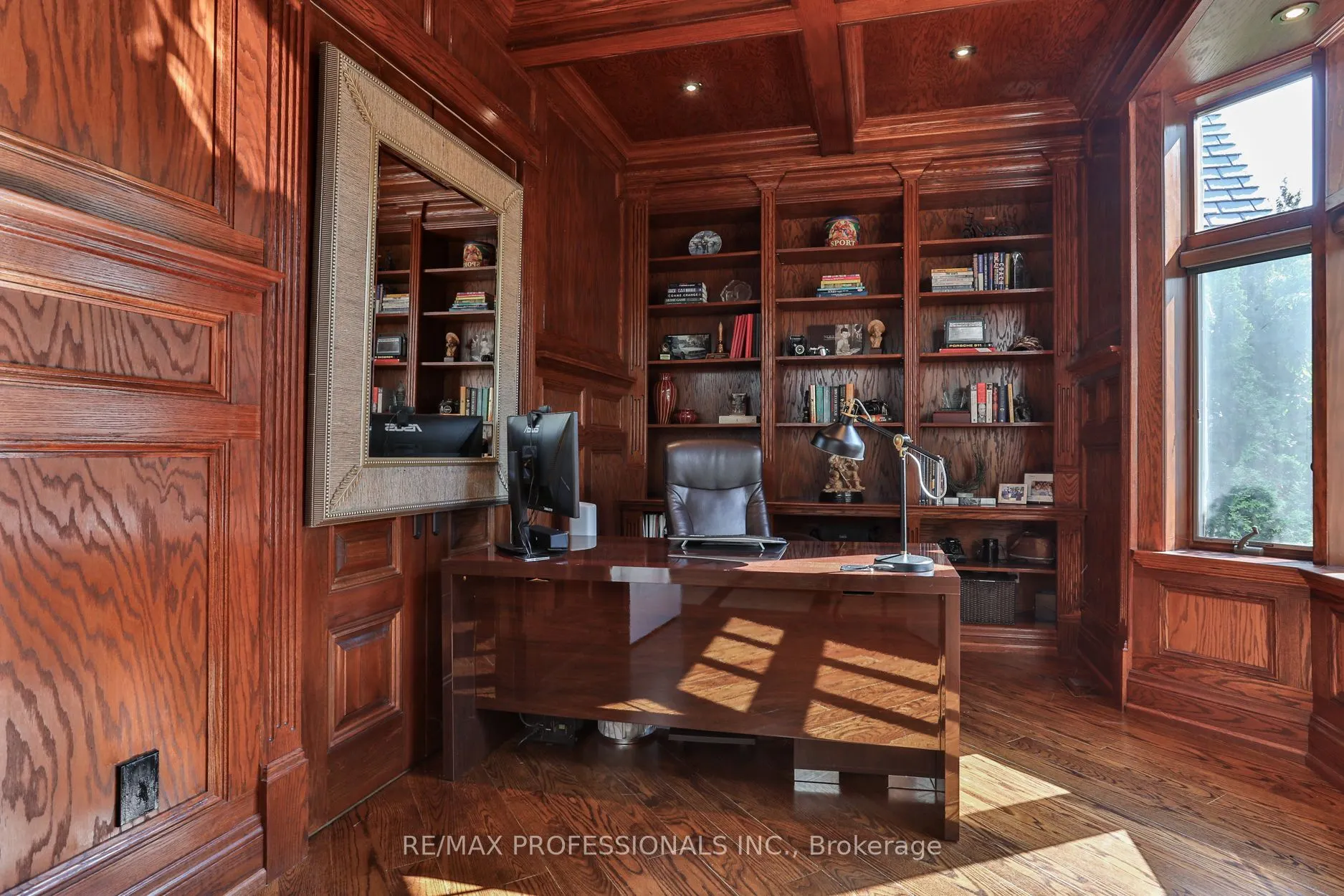 106 Chestnut Hills Parkway