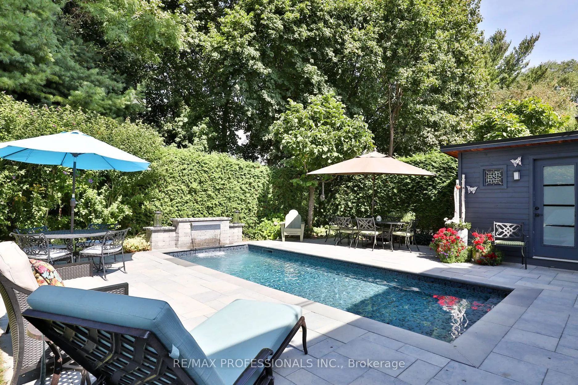 106 Chestnut Hills Parkway