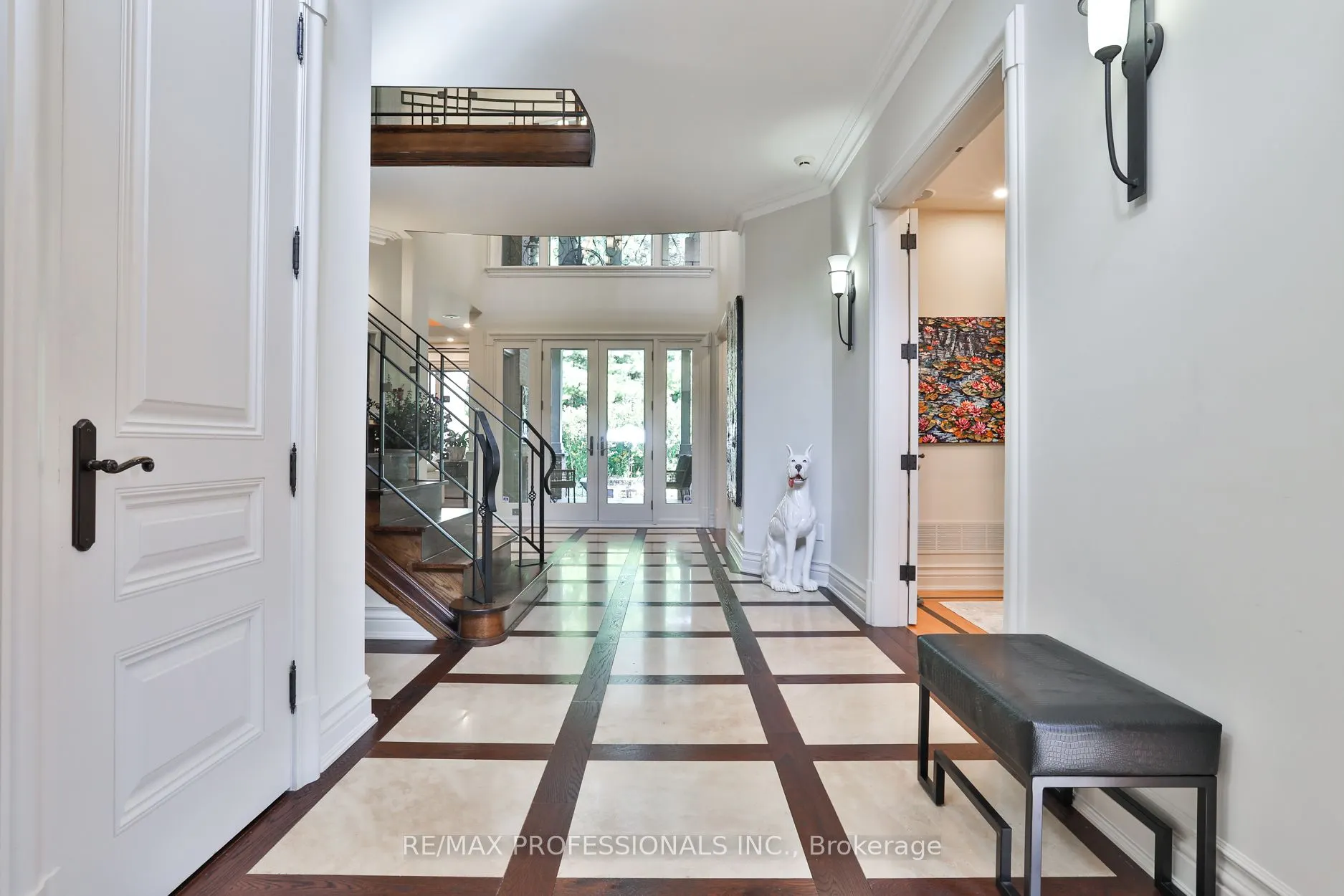 106 Chestnut Hills Parkway