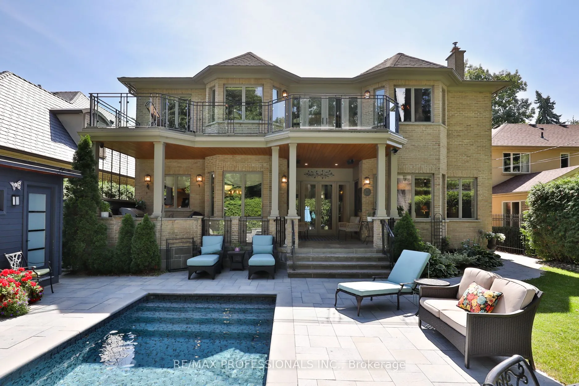 106 Chestnut Hills Parkway