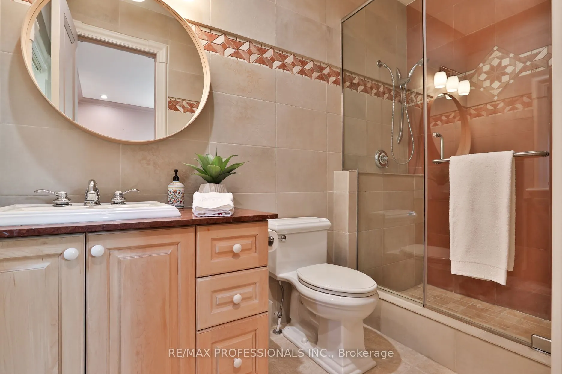 106 Chestnut Hills Parkway