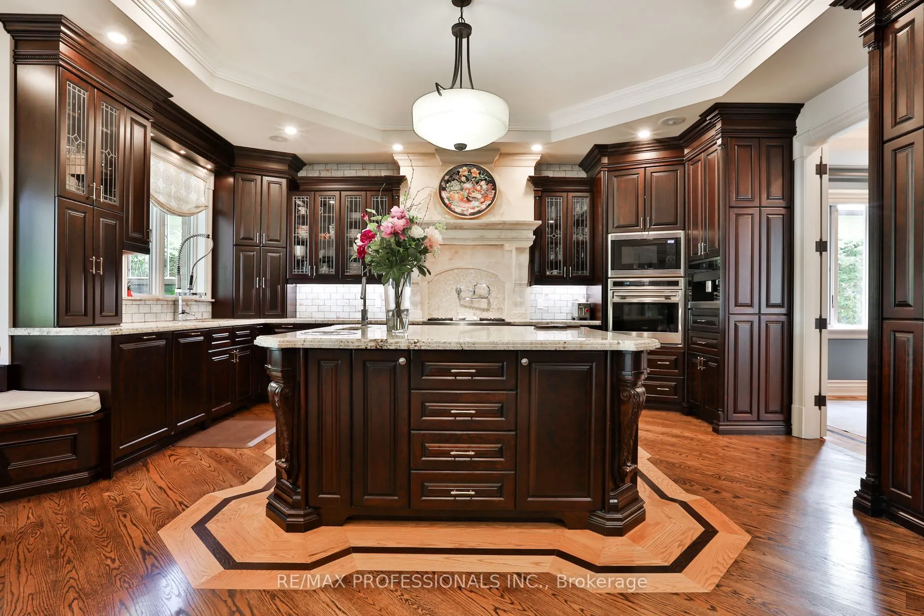 106 Chestnut Hills Parkway