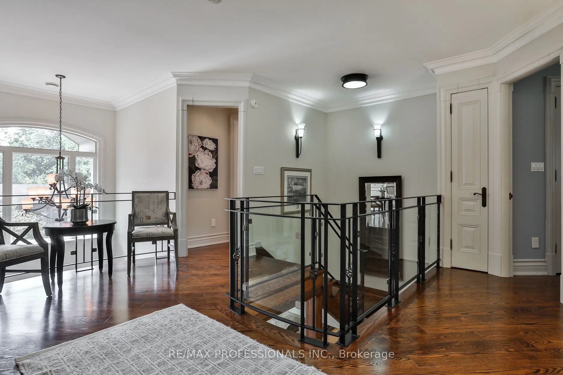 106 Chestnut Hills Parkway
