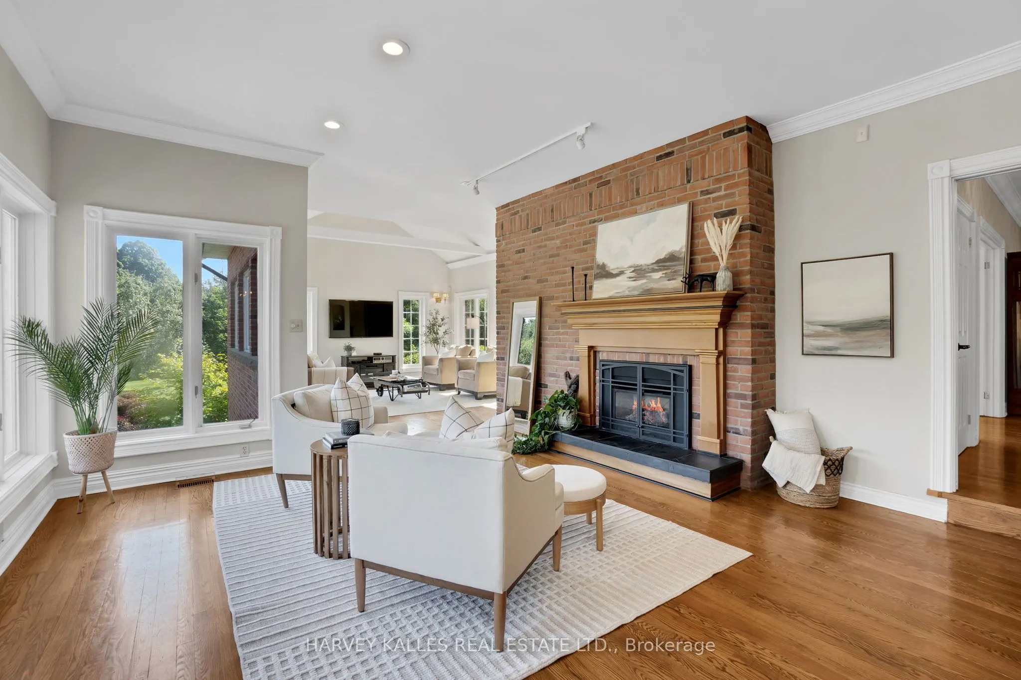 3 Rutland Hill Court