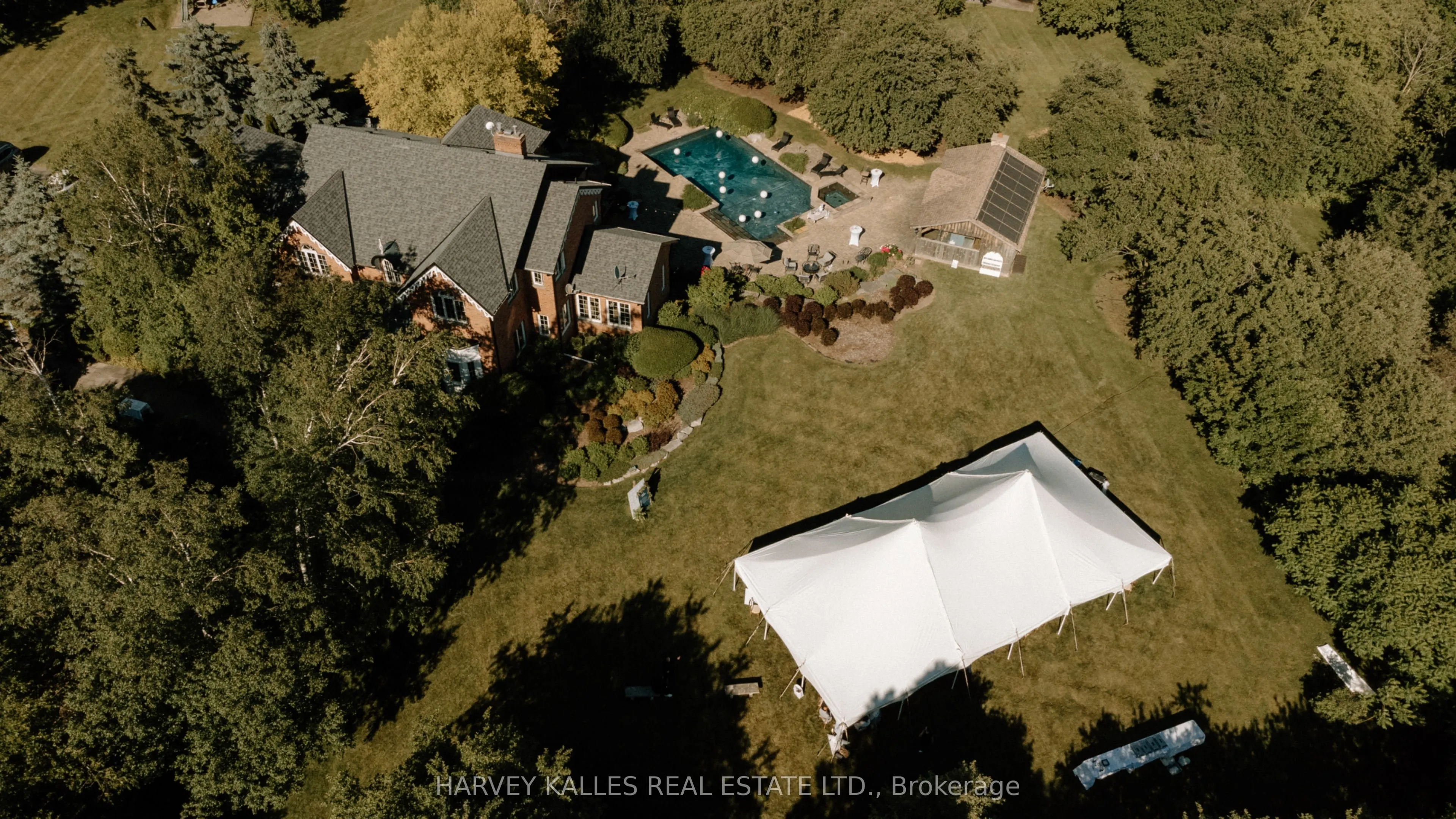 3 Rutland Hill Court
