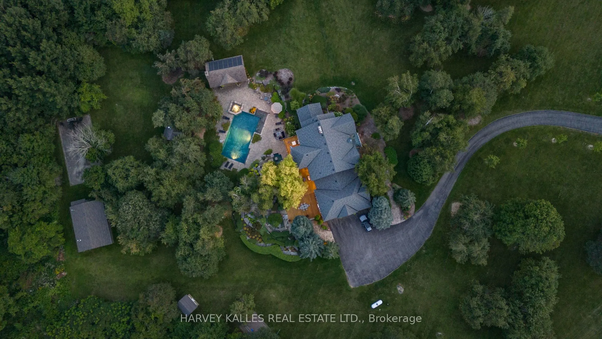 3 Rutland Hill Court