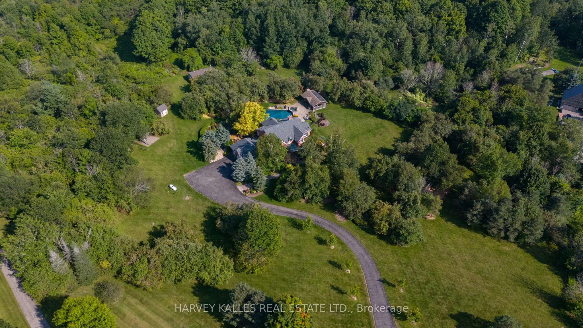 3 Rutland Hill Court