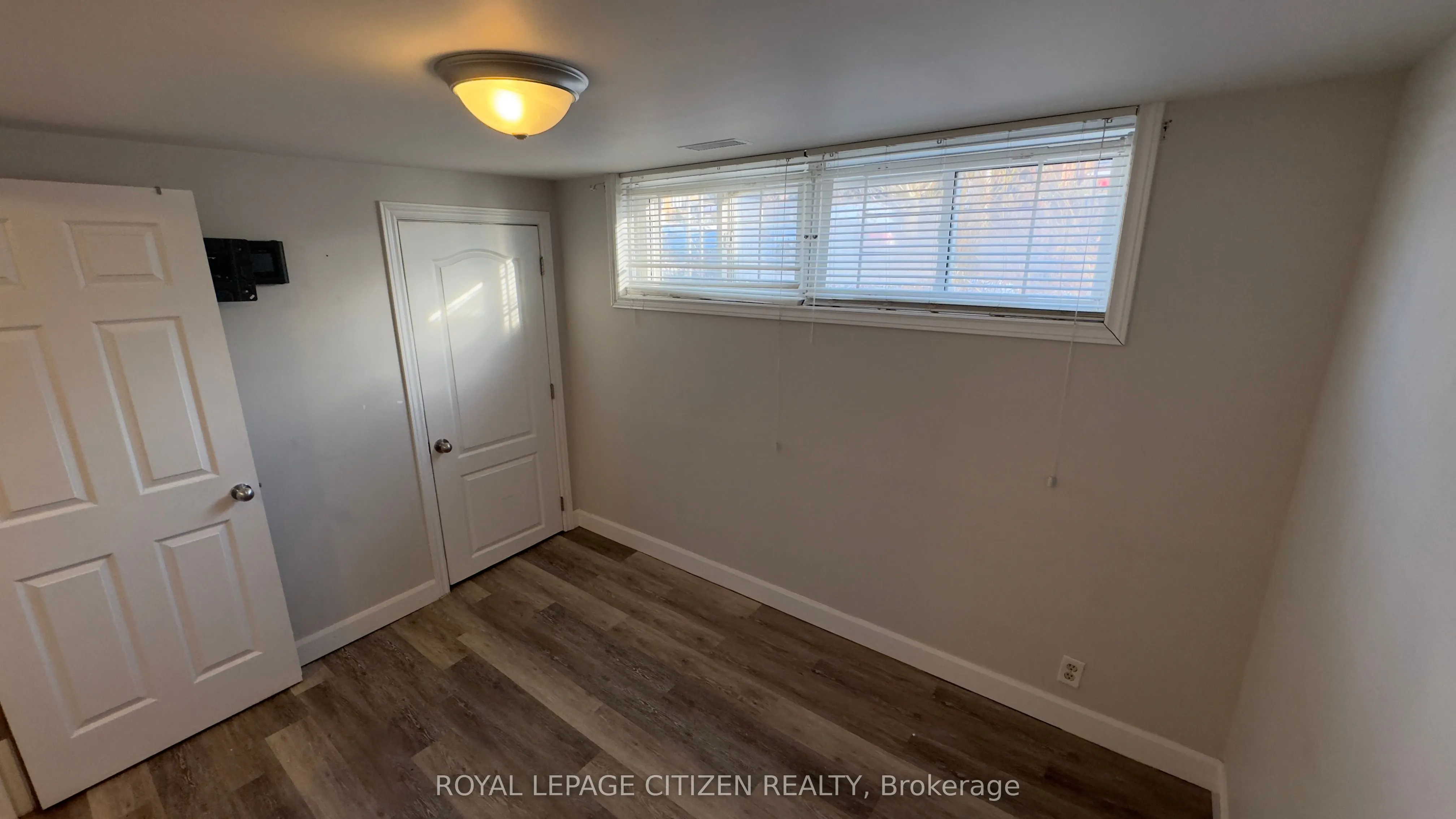 199 Habitant Drive S, #lower