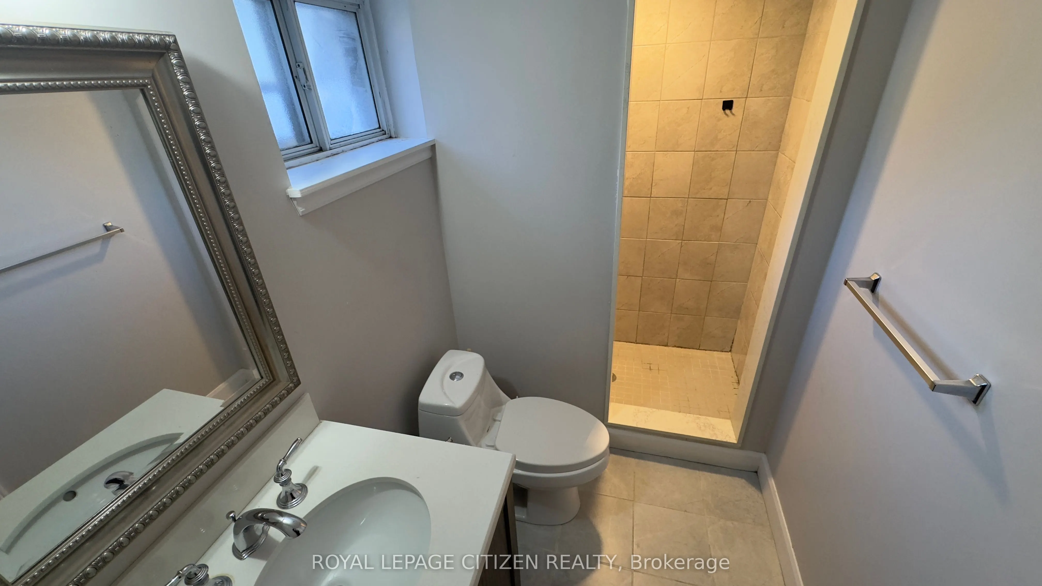 199 Habitant Drive S, #lower