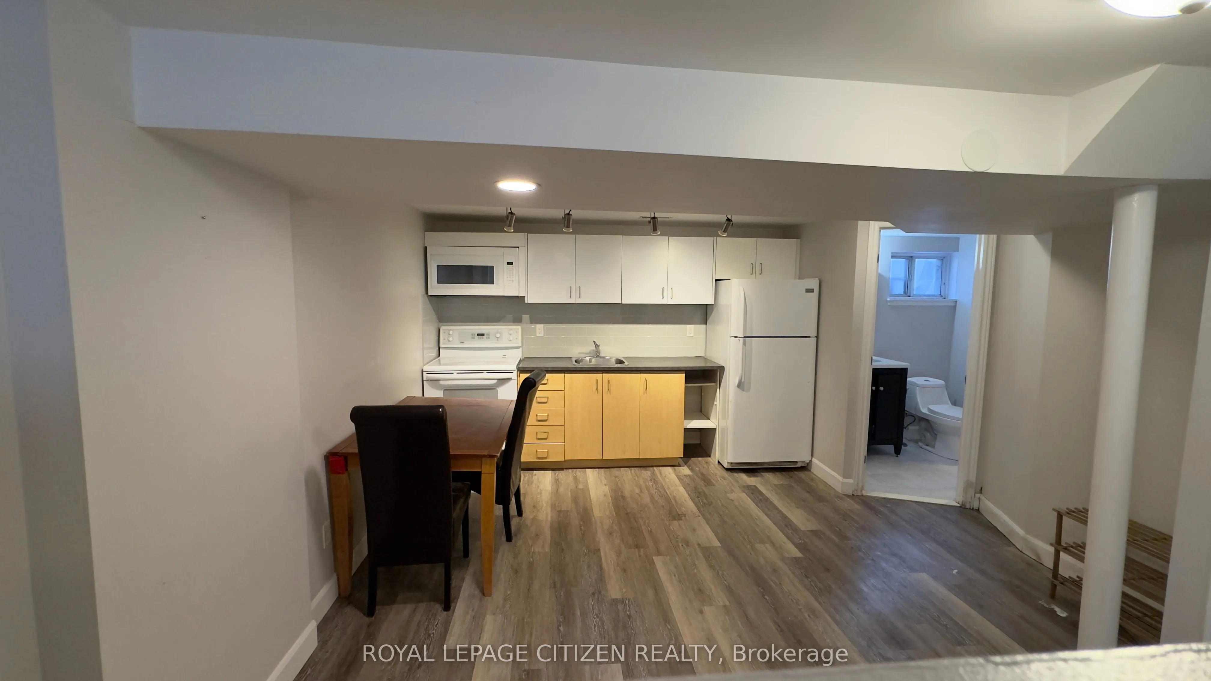 199 Habitant Drive S, #lower