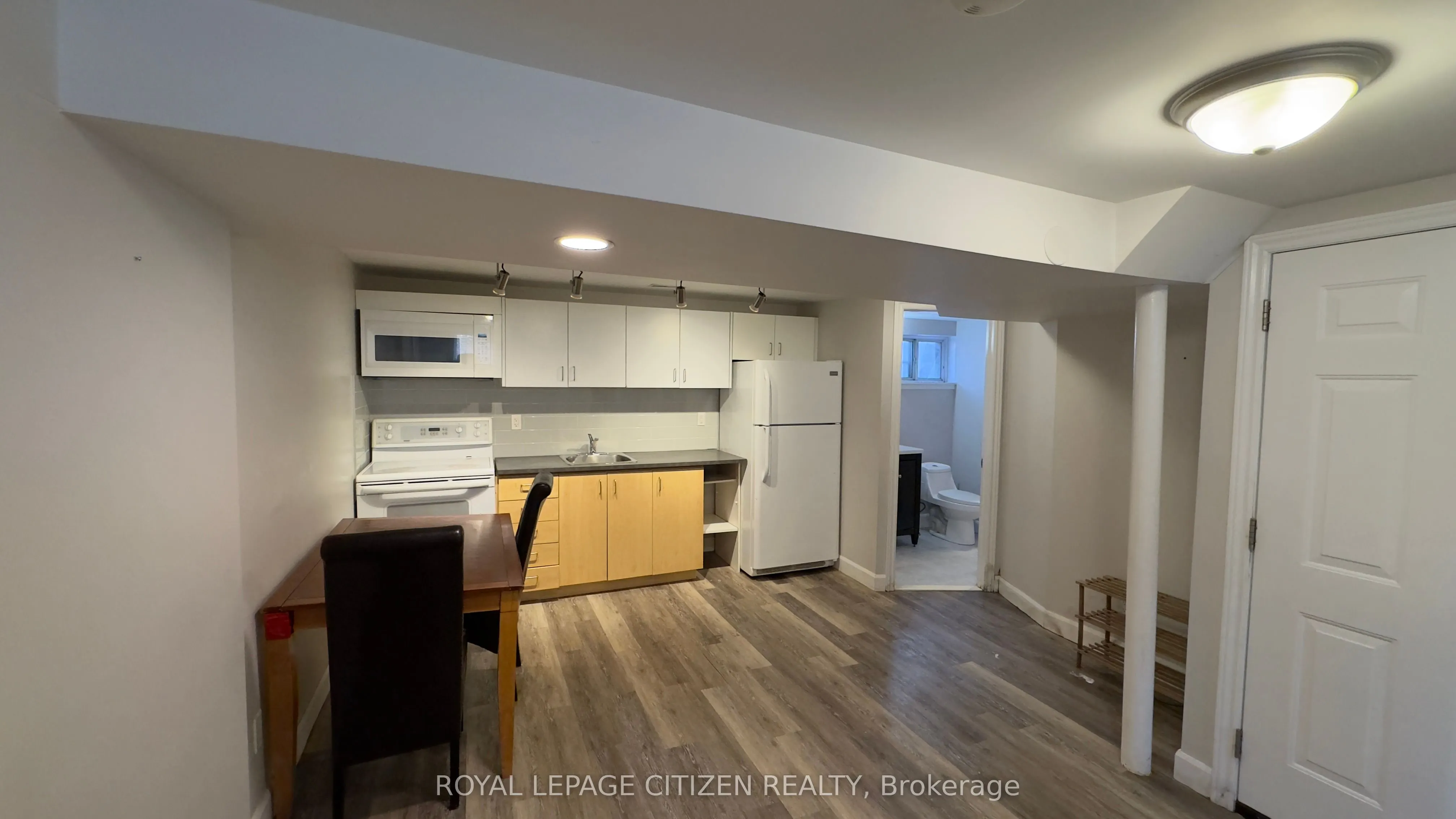 199 Habitant Drive S, #lower