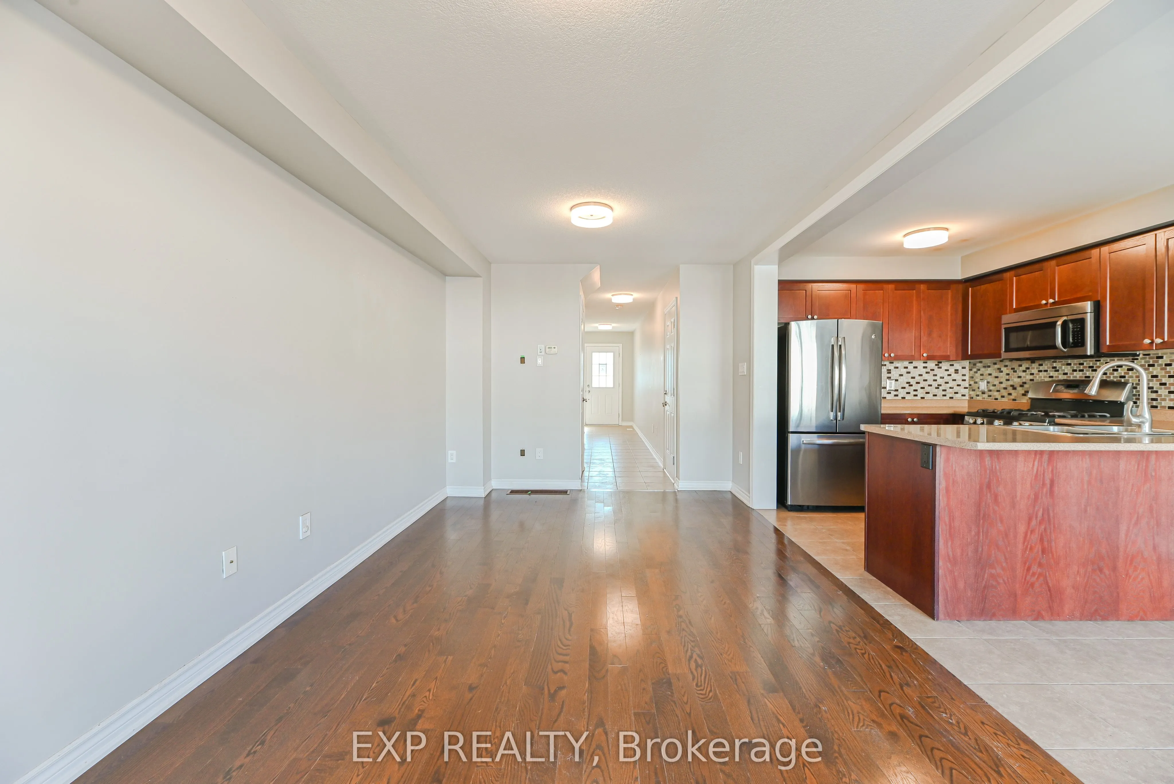 245 Thompson Road