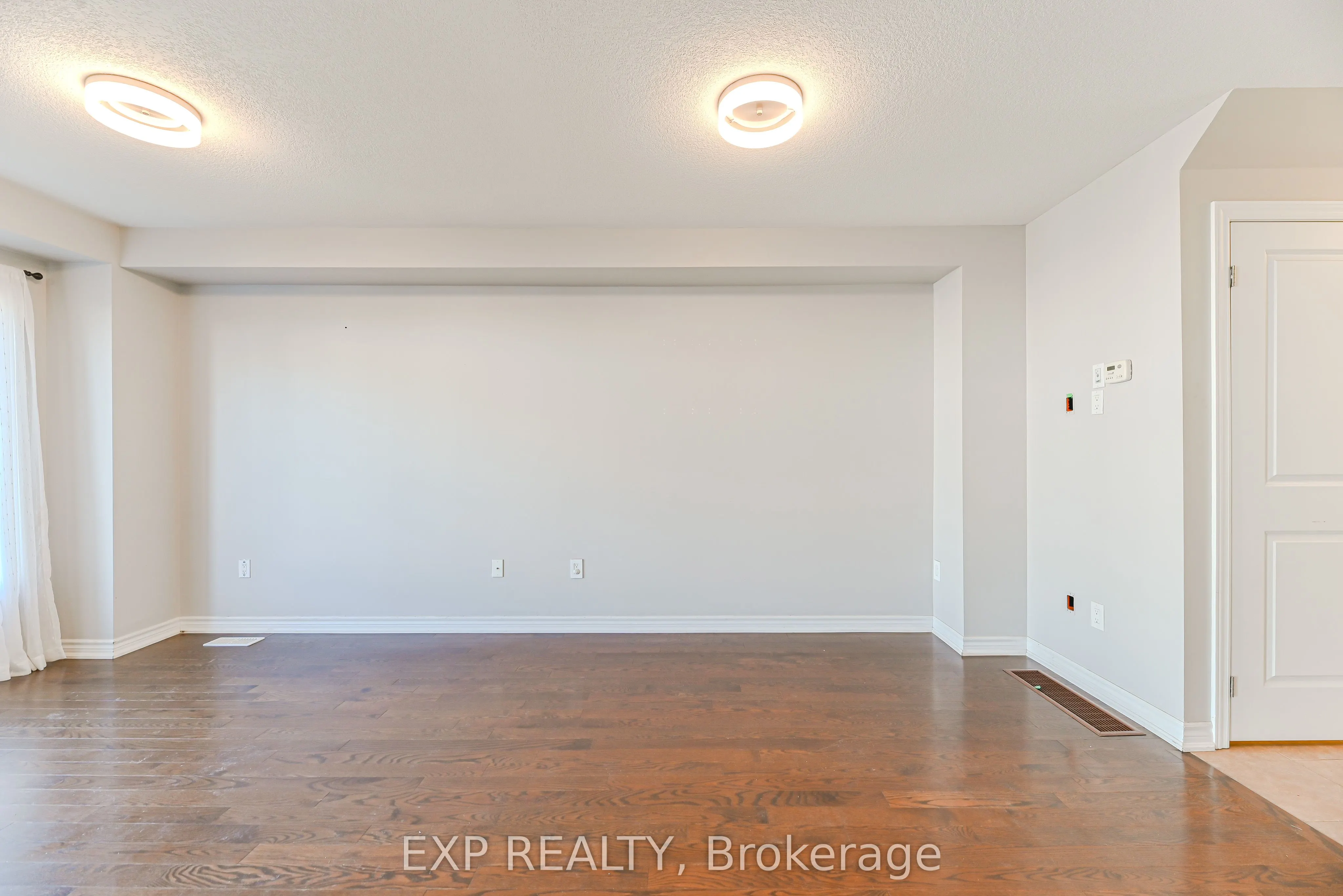 245 Thompson Road