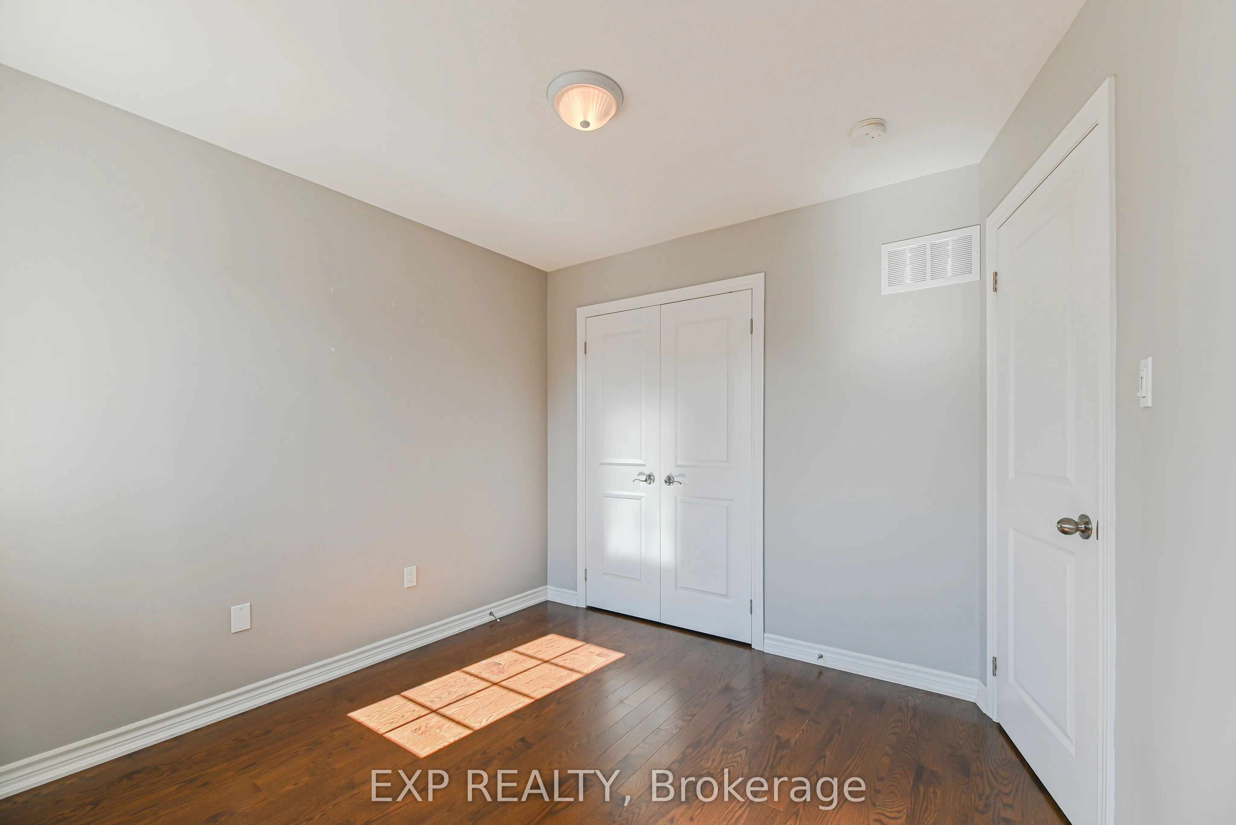 245 Thompson Road