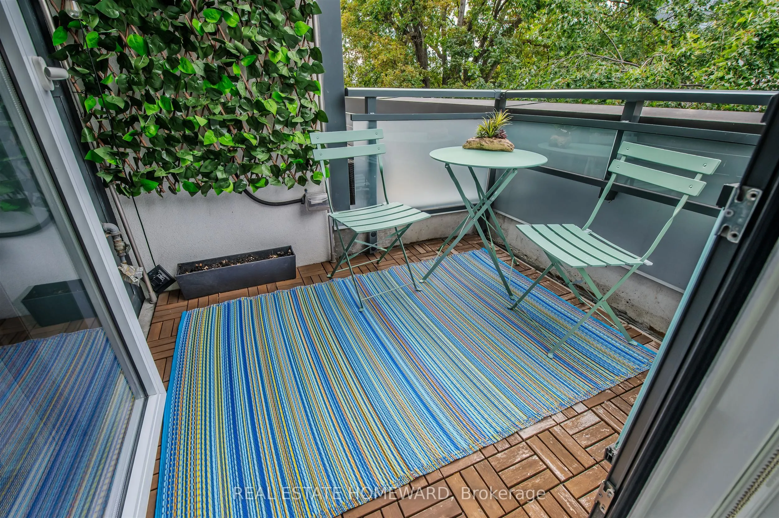 38 Howard Park Avenue, #424