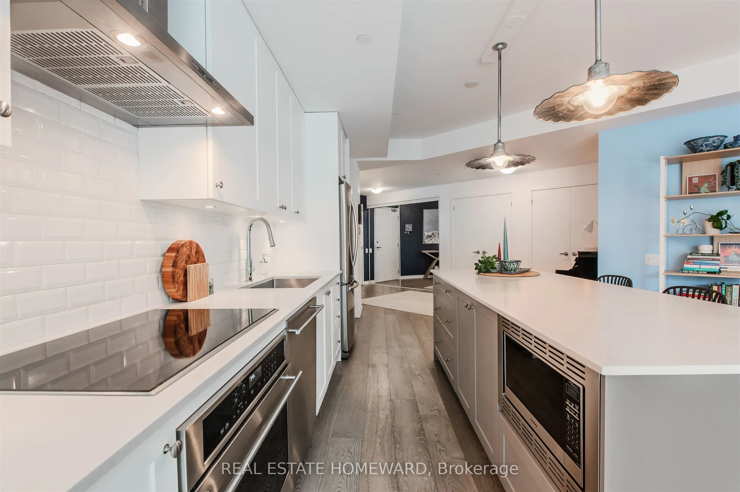 38 Howard Park Avenue, #424