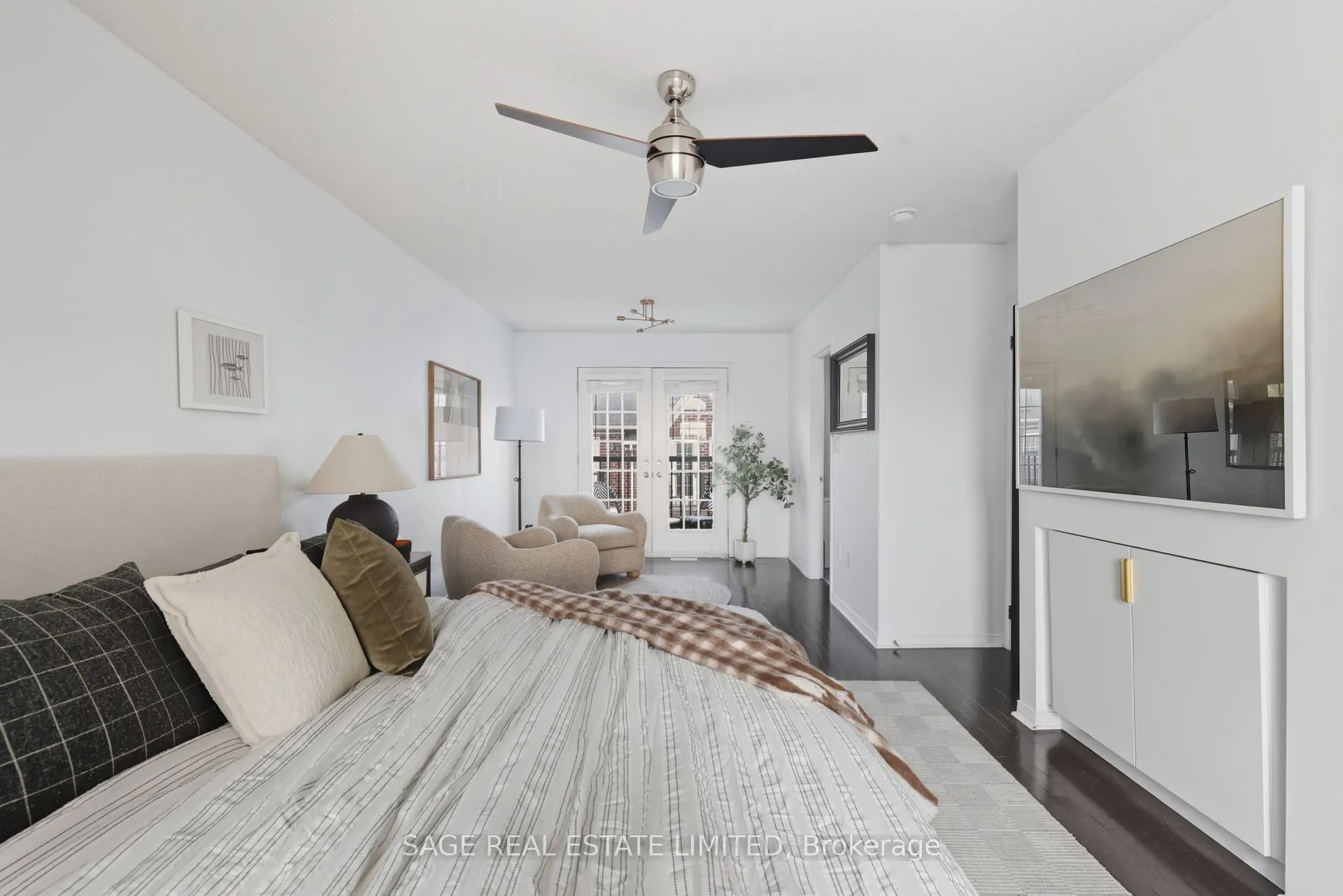 107 The Queensway, #119