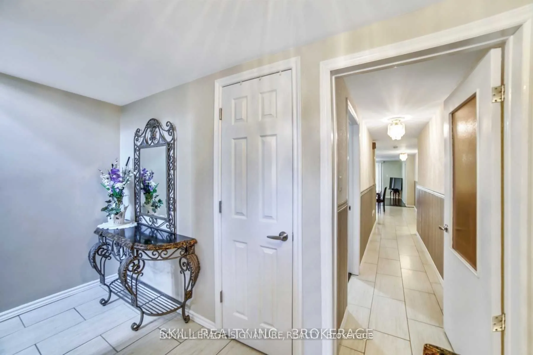 26 Cabana Drive E