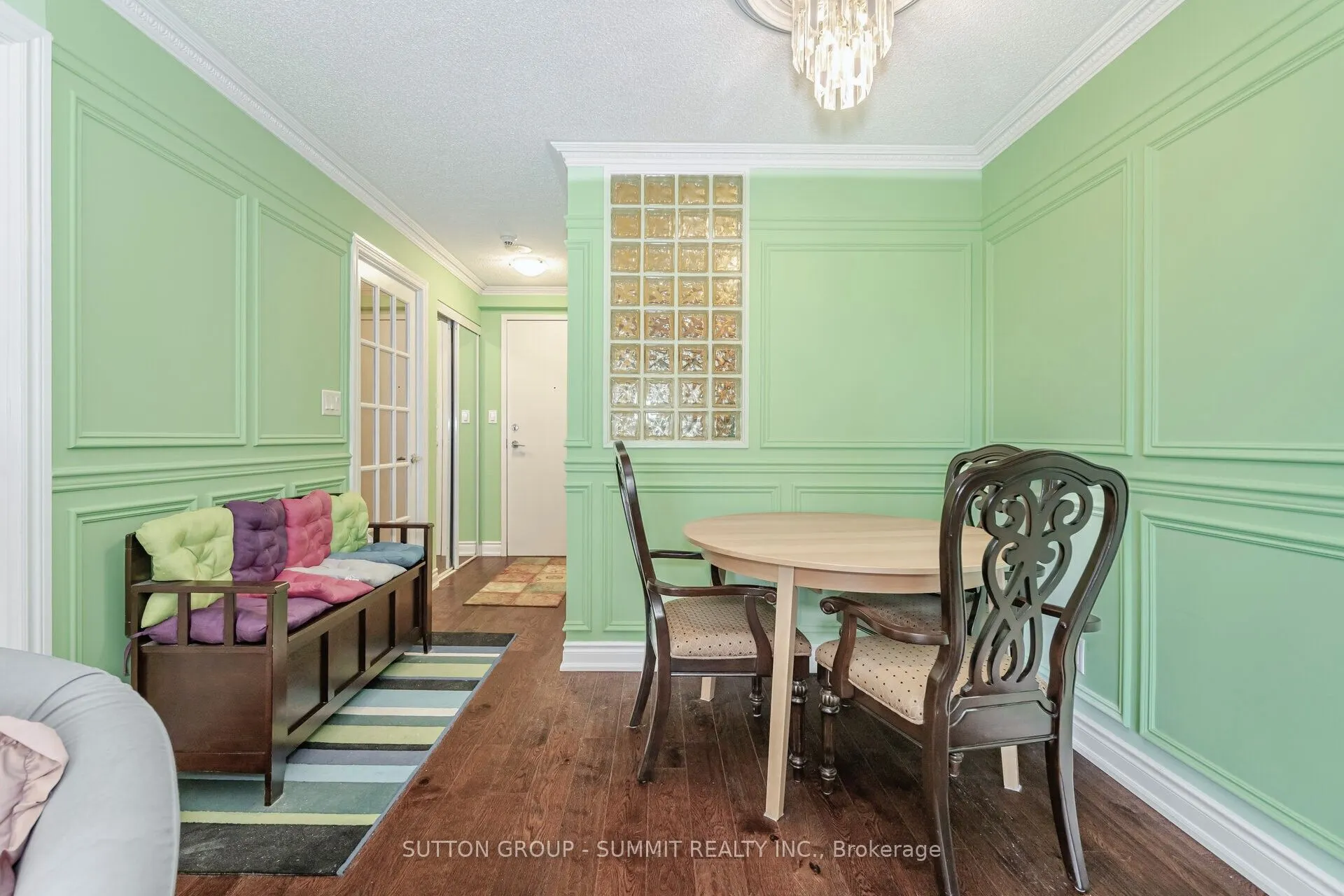 3880 Duke Of York Boulevard, #409