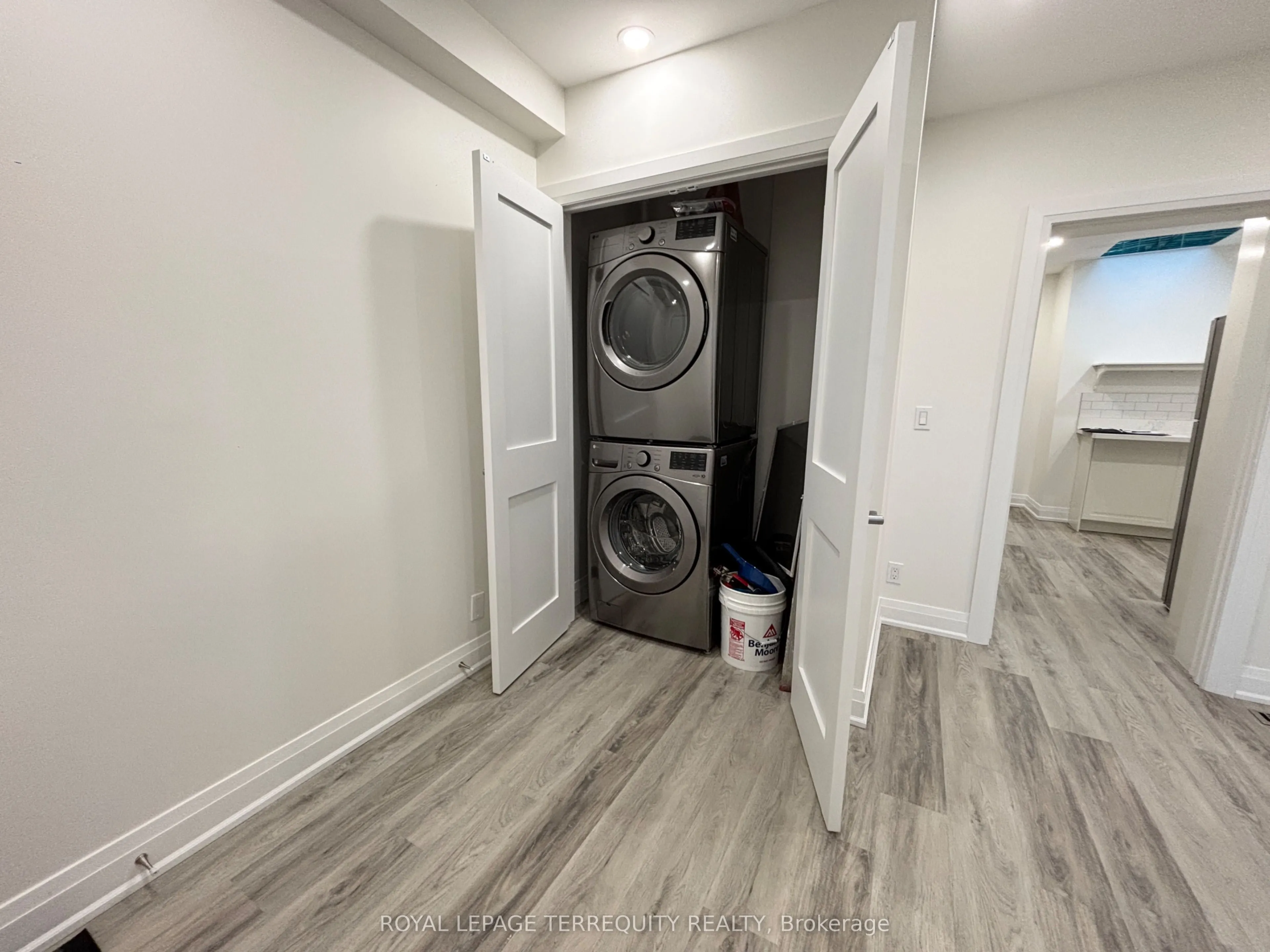 1646 Queen Street W, #A