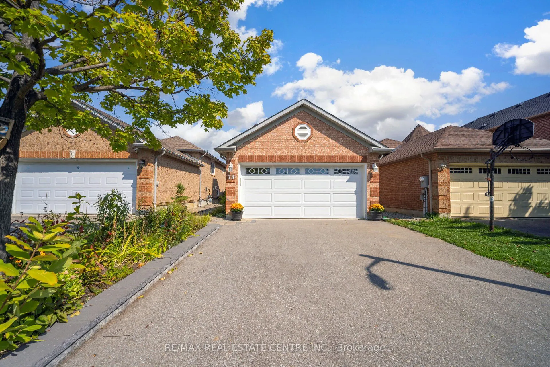 19 Silkwood Crescent
