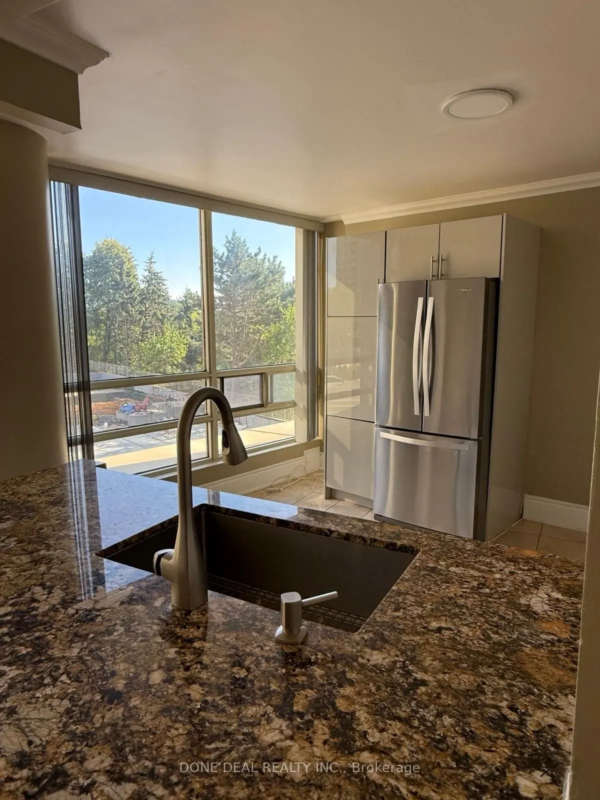 50 Eglinton Avenue W, #207