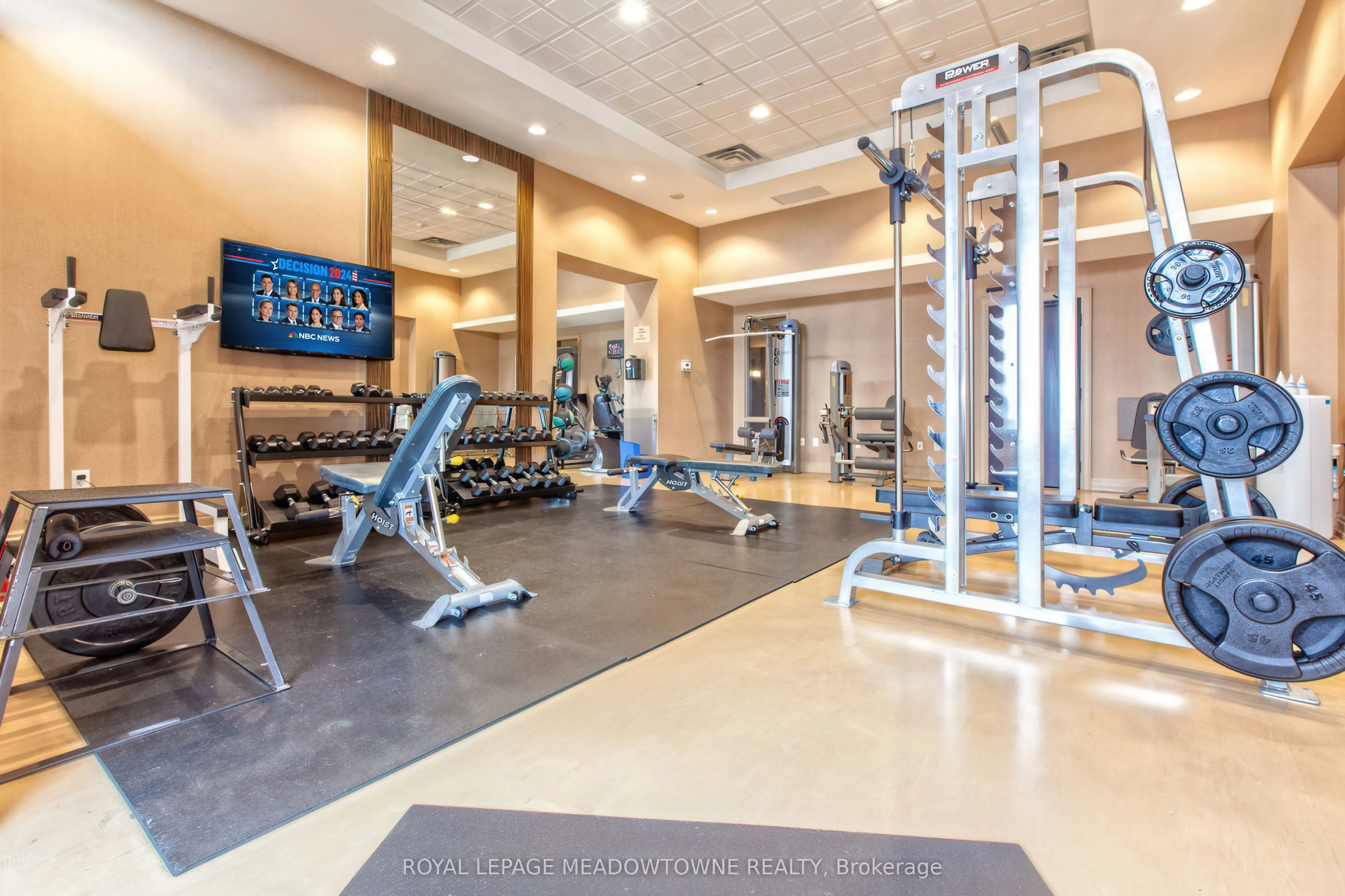 385 Prince Of Wales Drive, #307