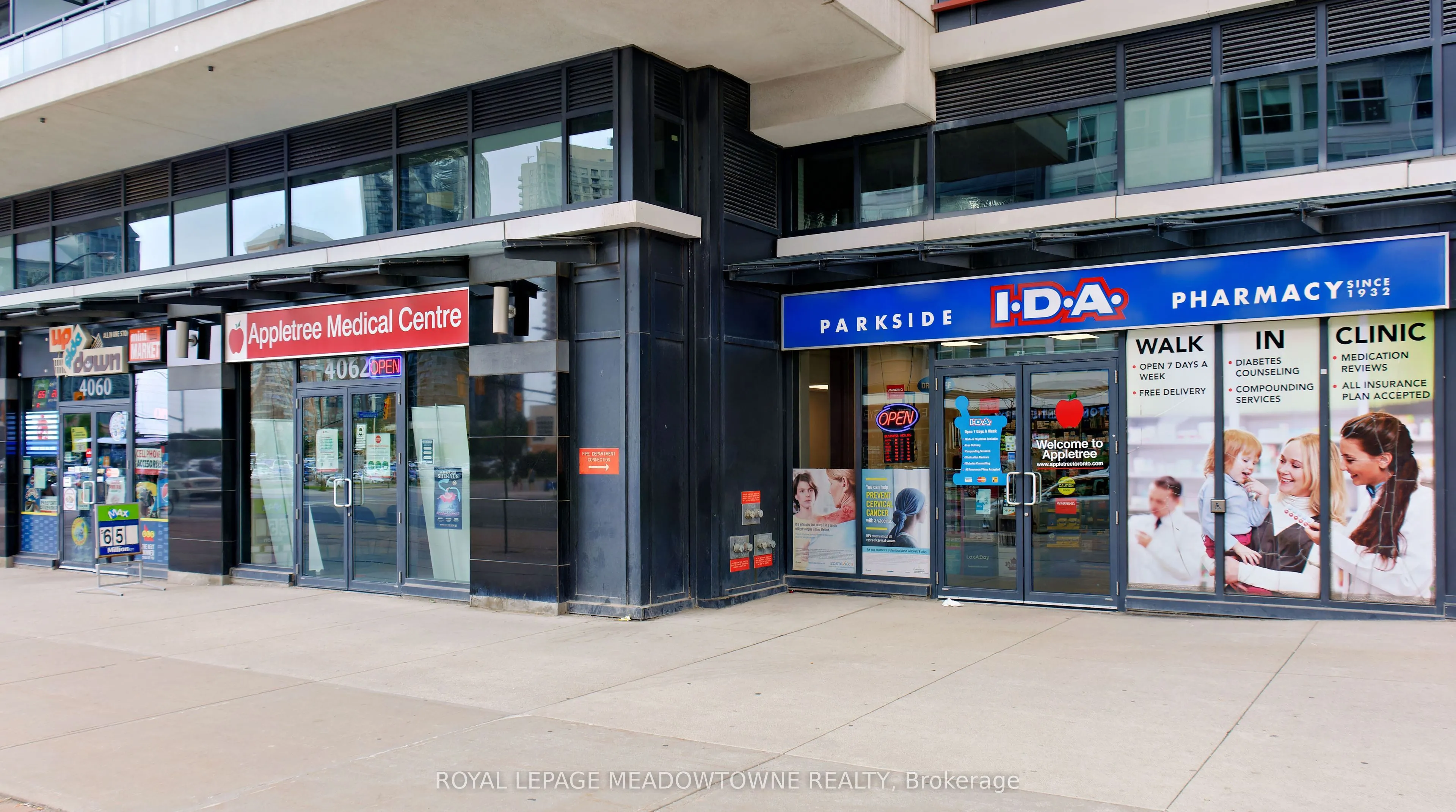 385 Prince Of Wales Drive, #307
