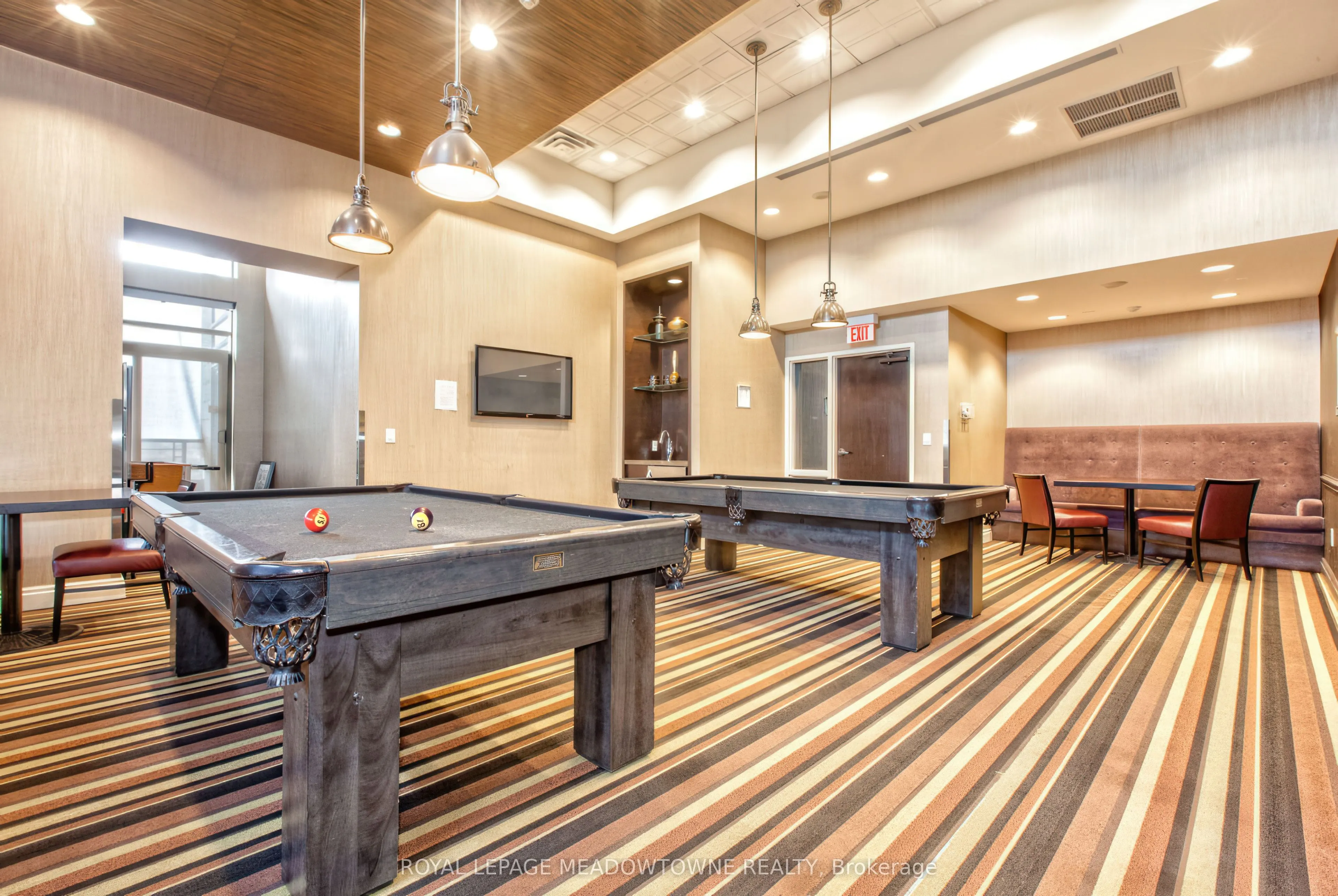 385 Prince Of Wales Drive, #307