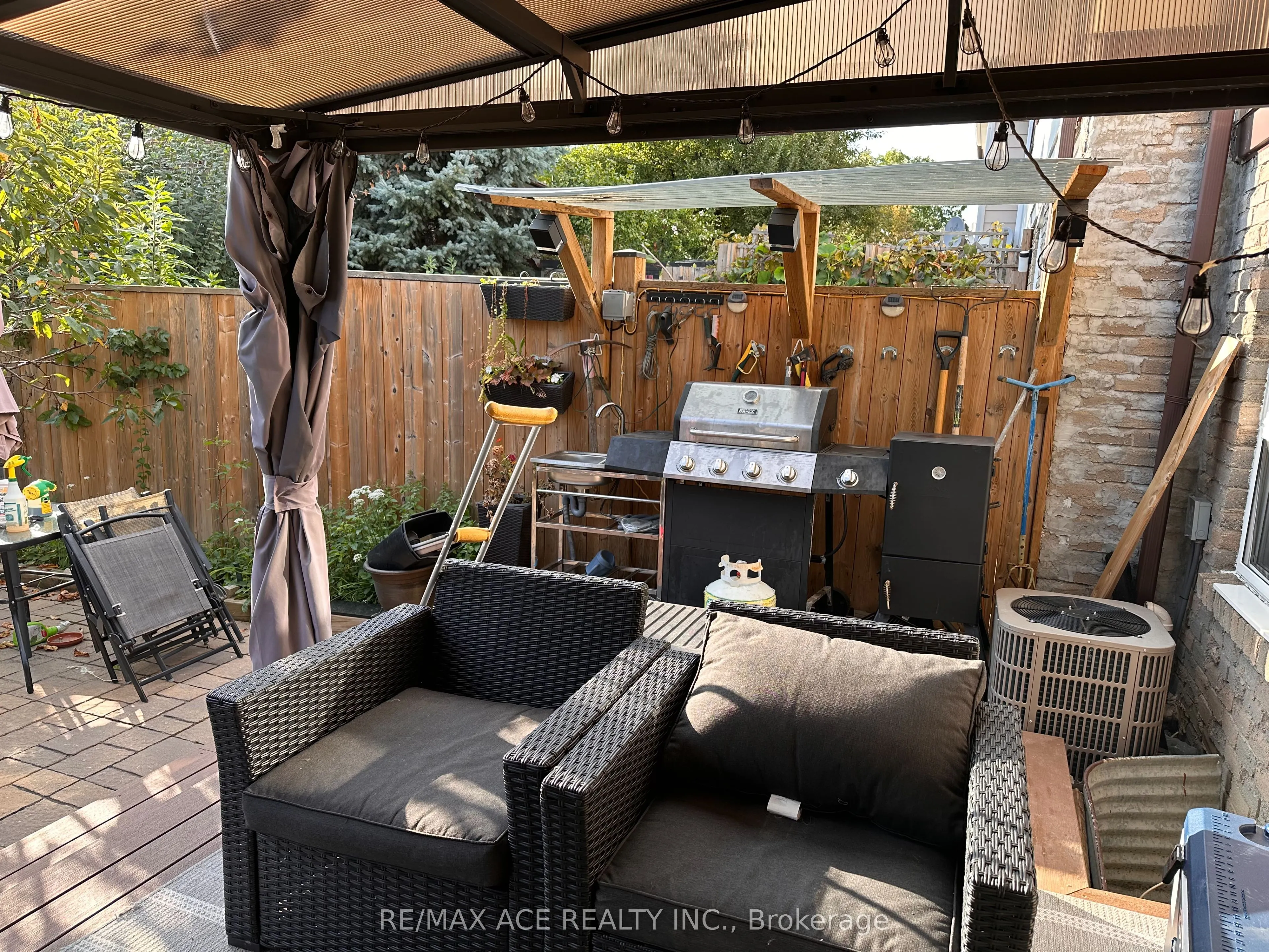 247 Royal Salisbury Way