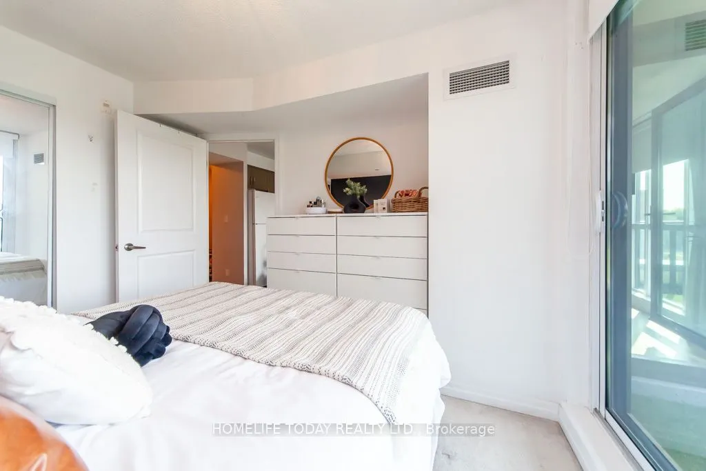 80 Esther Lorrie Drive, #313