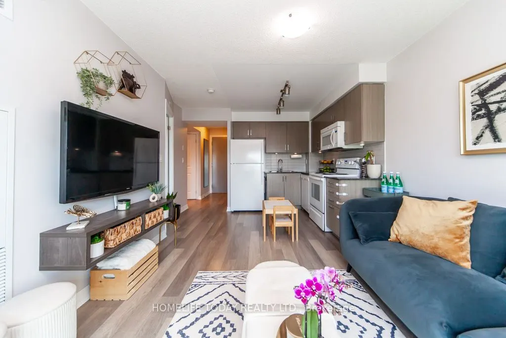 80 Esther Lorrie Drive, #313