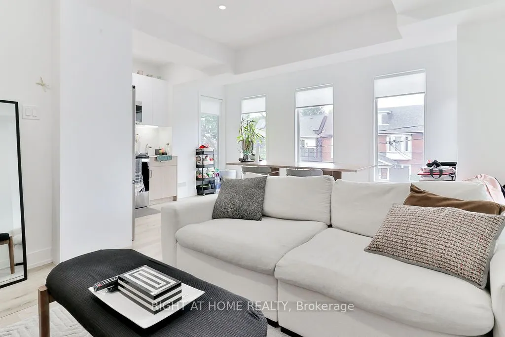 45 Brock Avenue