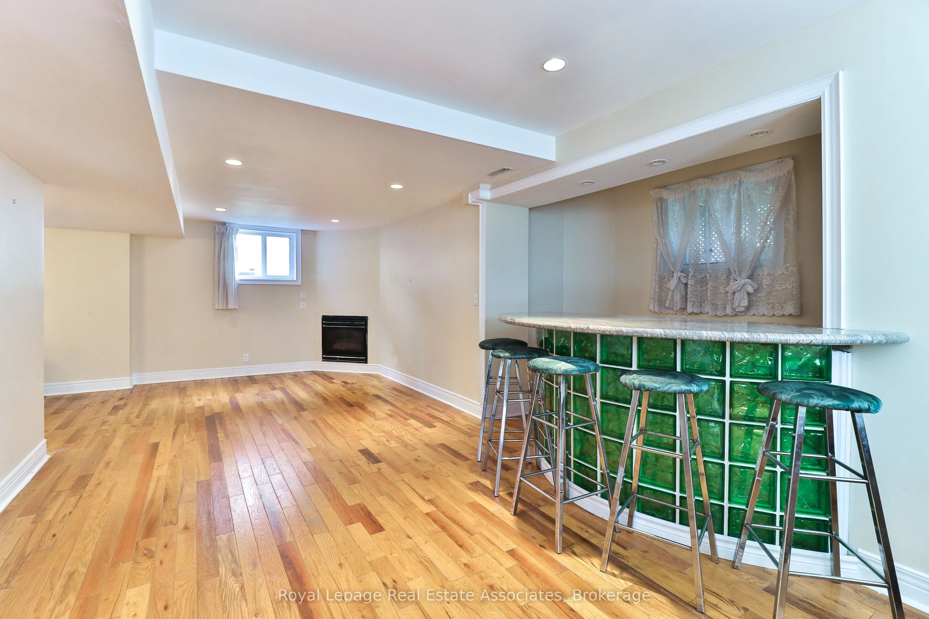 38 Eaglewood Boulevard