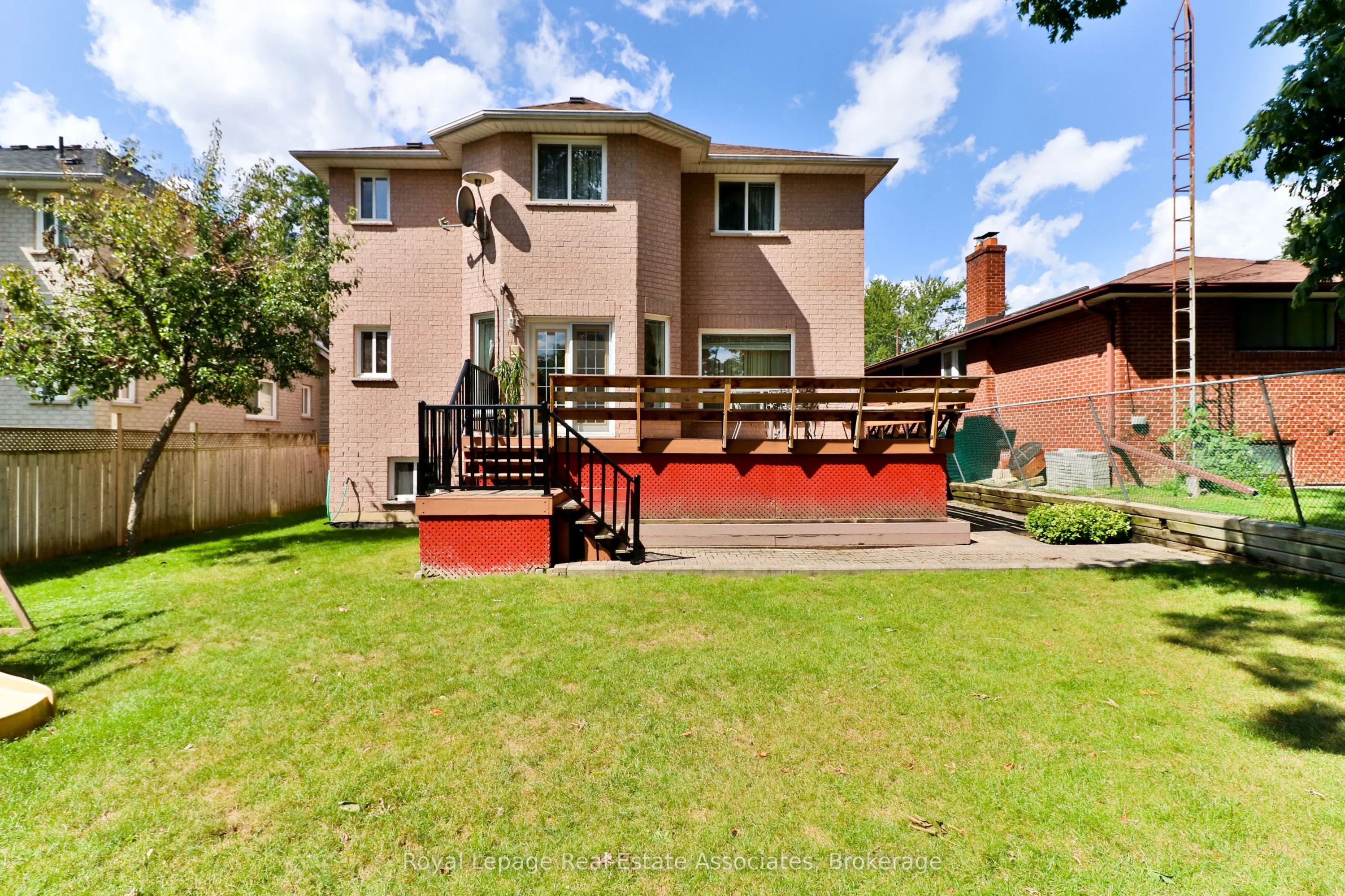 38 Eaglewood Boulevard