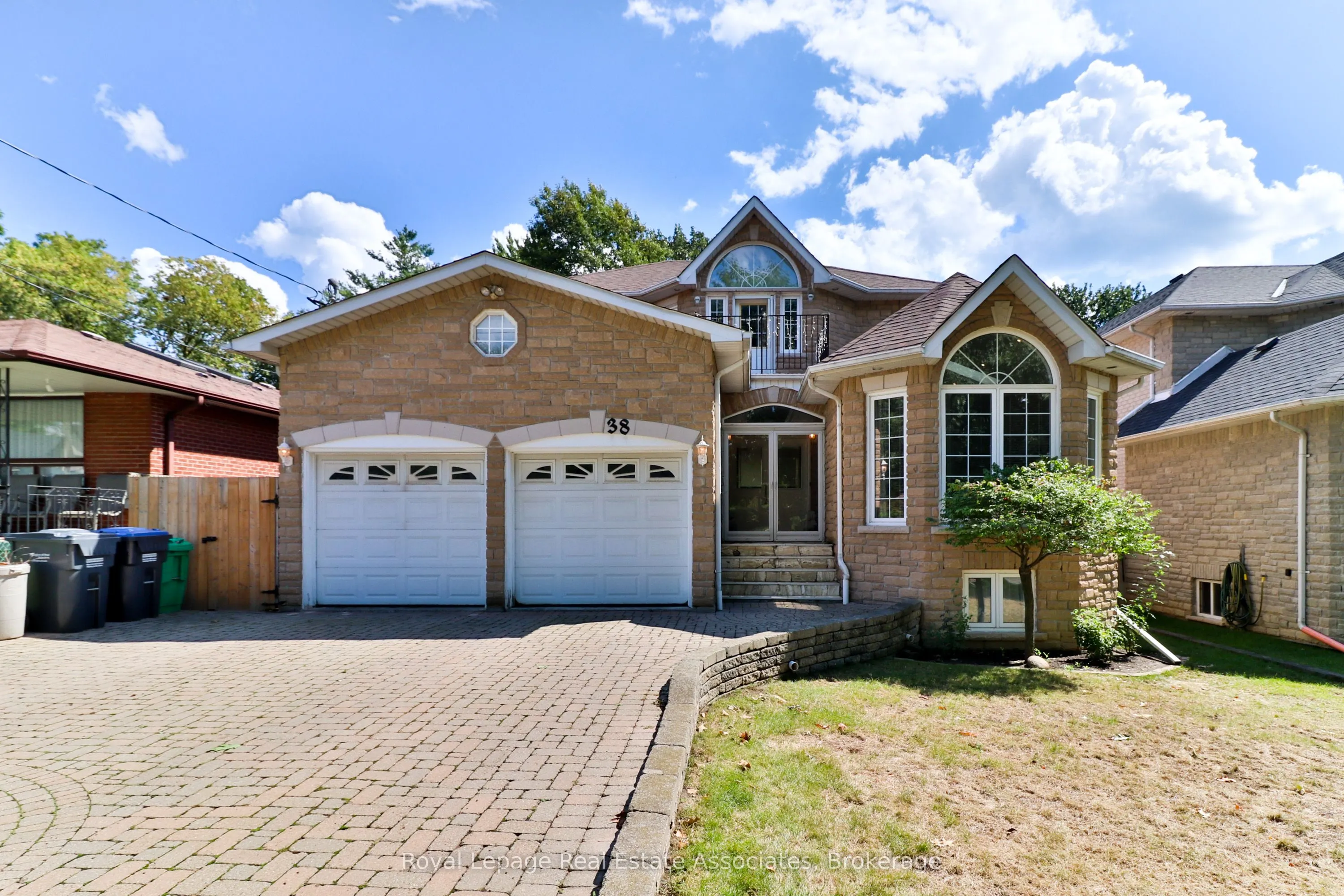 38 Eaglewood Boulevard