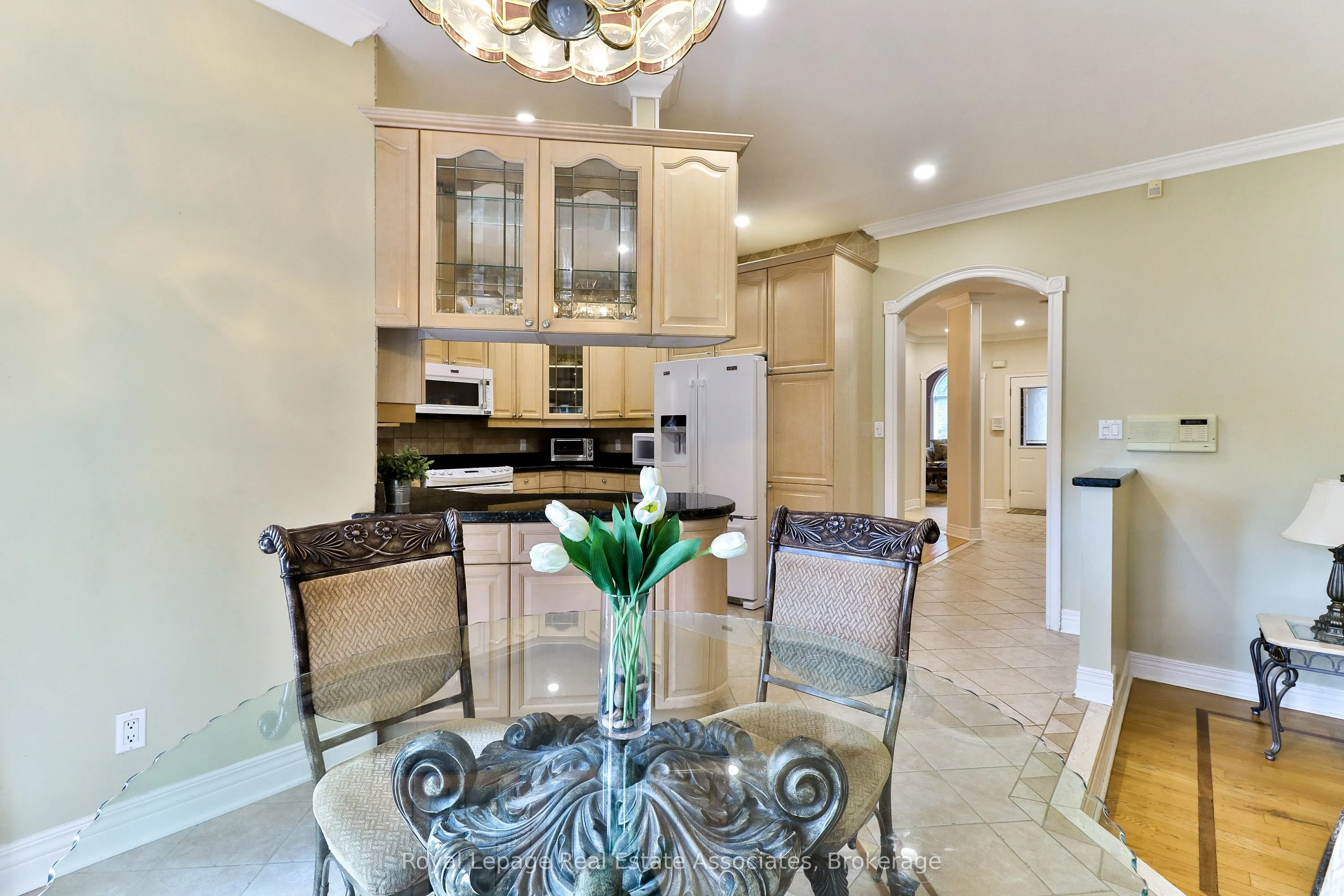 38 Eaglewood Boulevard