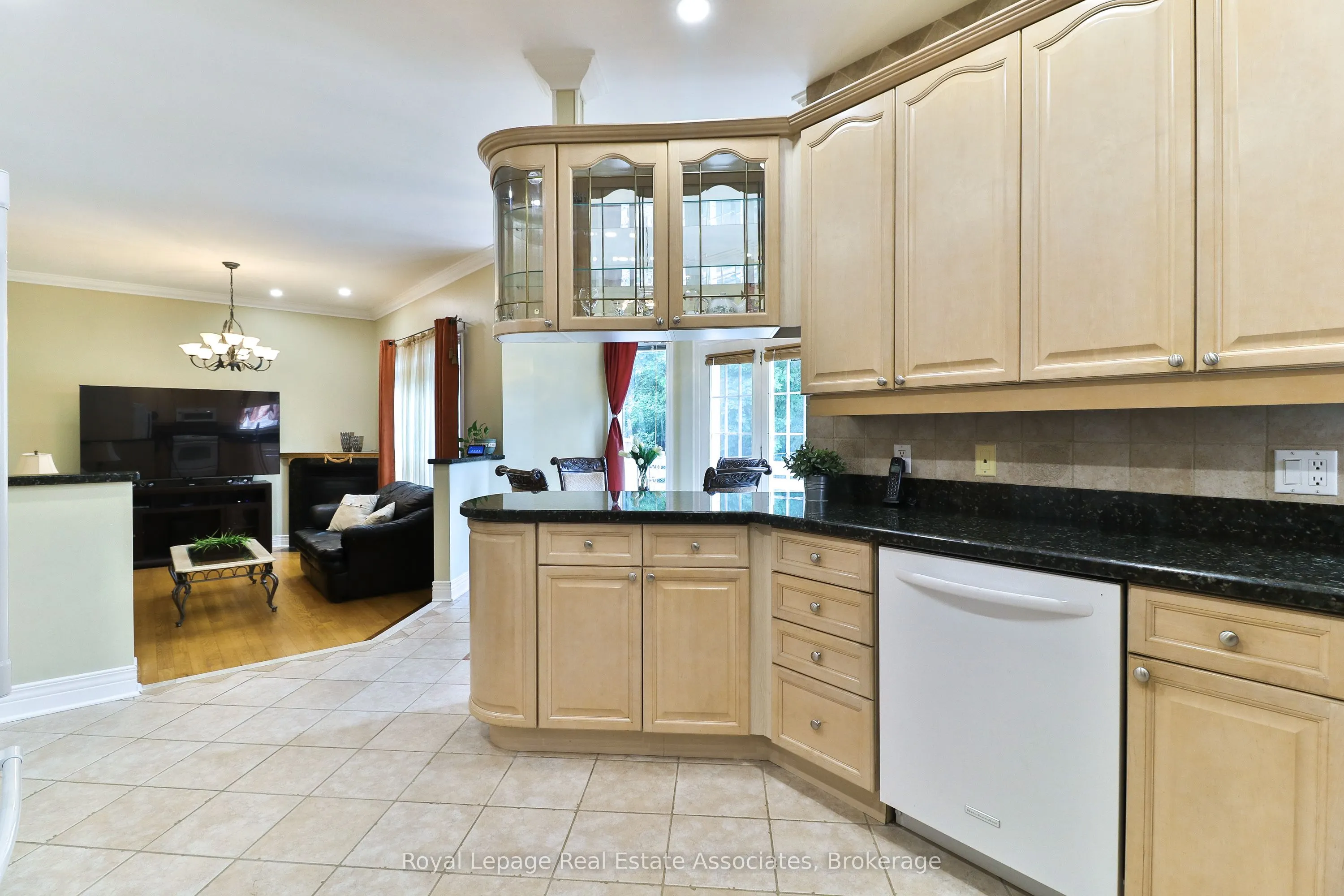 38 Eaglewood Boulevard