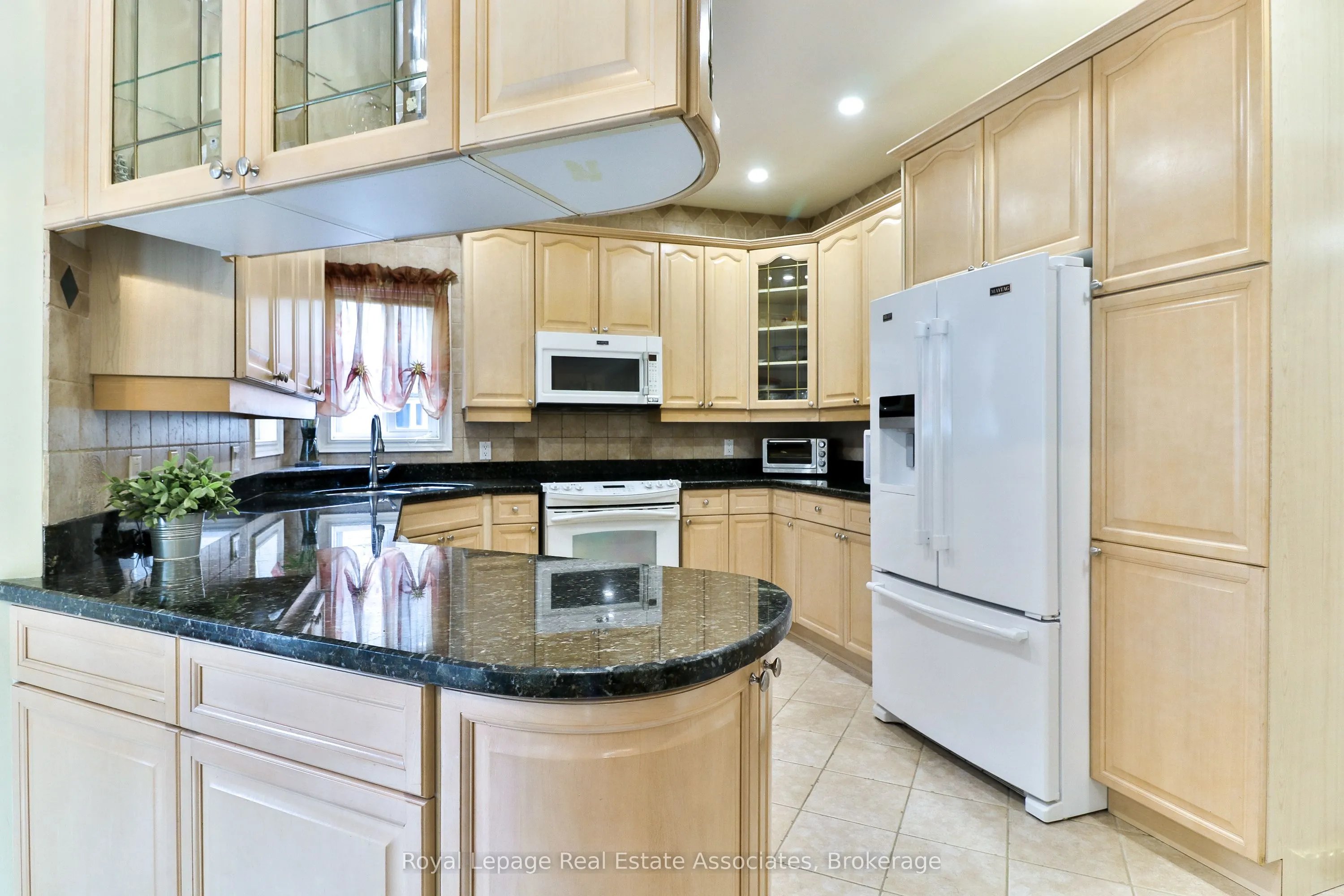 38 Eaglewood Boulevard