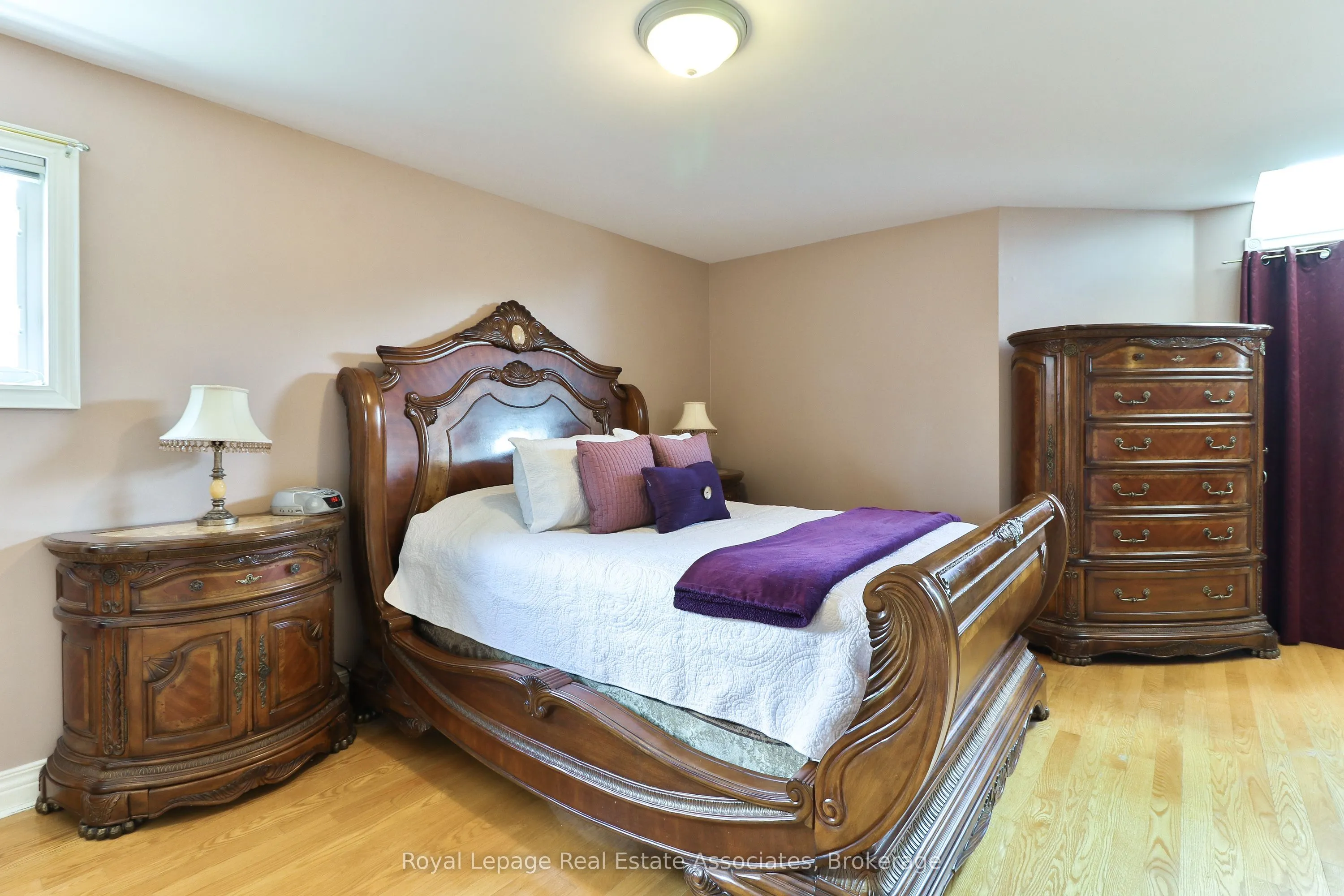 38 Eaglewood Boulevard