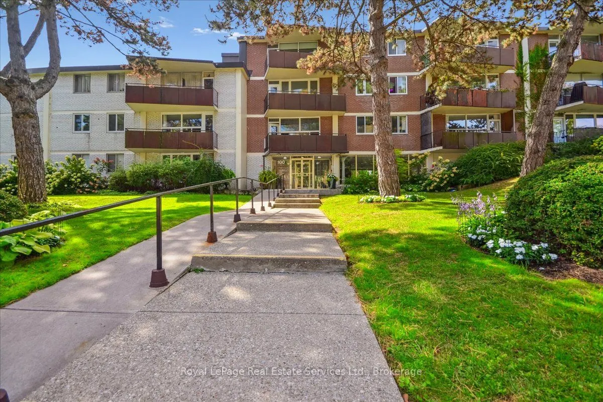 100 Coe Hill Drive, #203