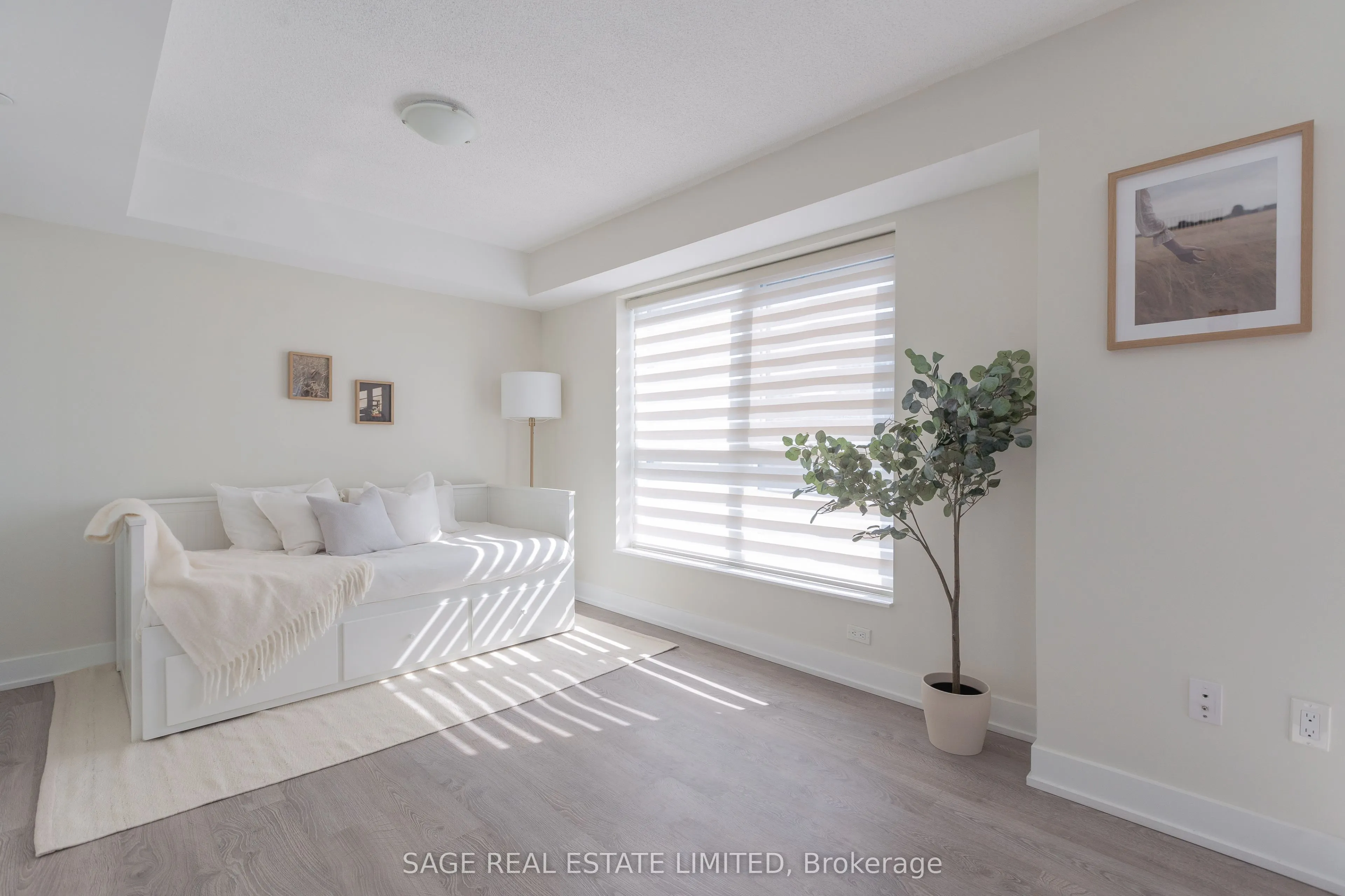 9 Mabelle Avenue, #1423