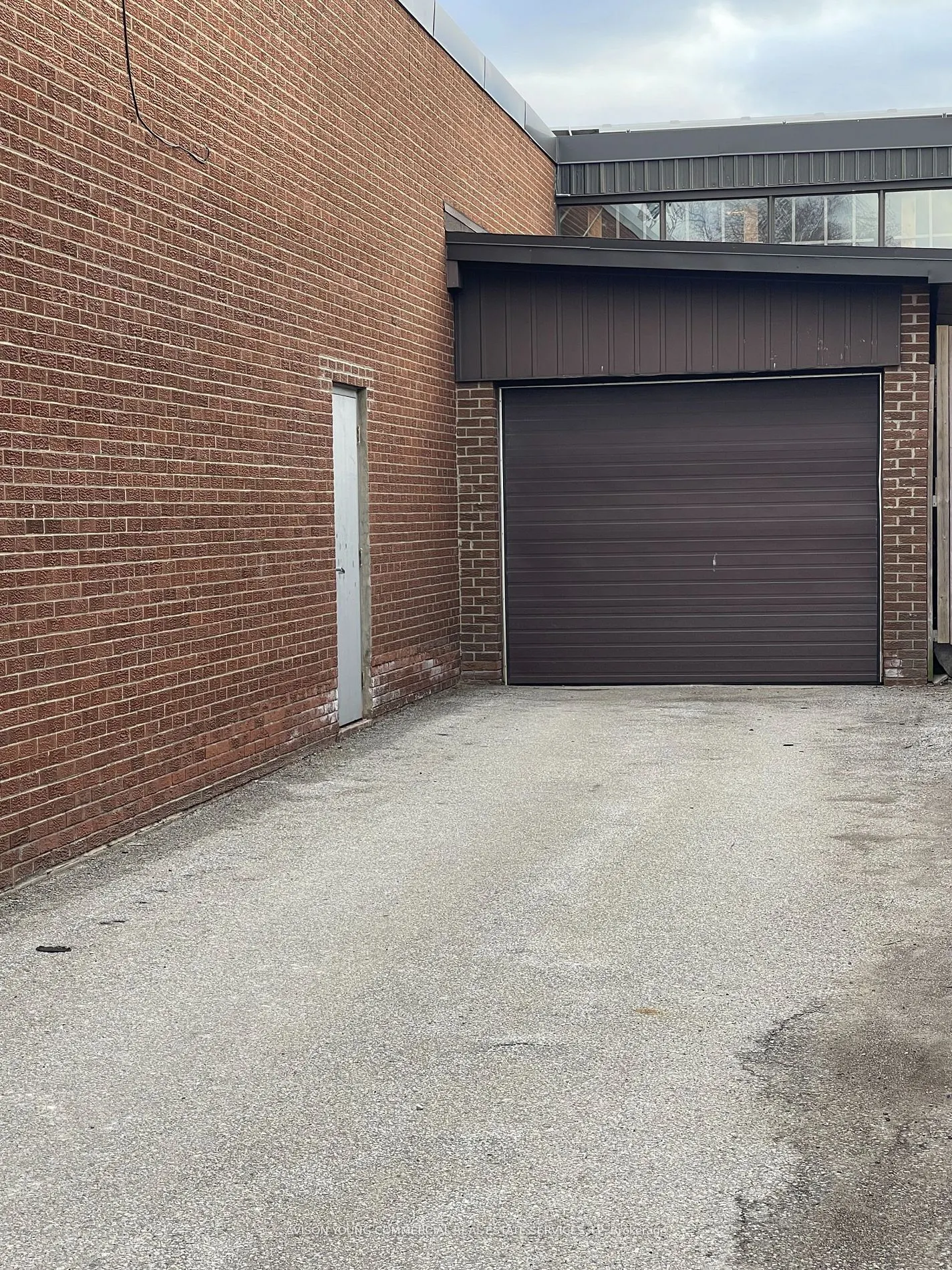 5 St Regis Crescent N, #3-4