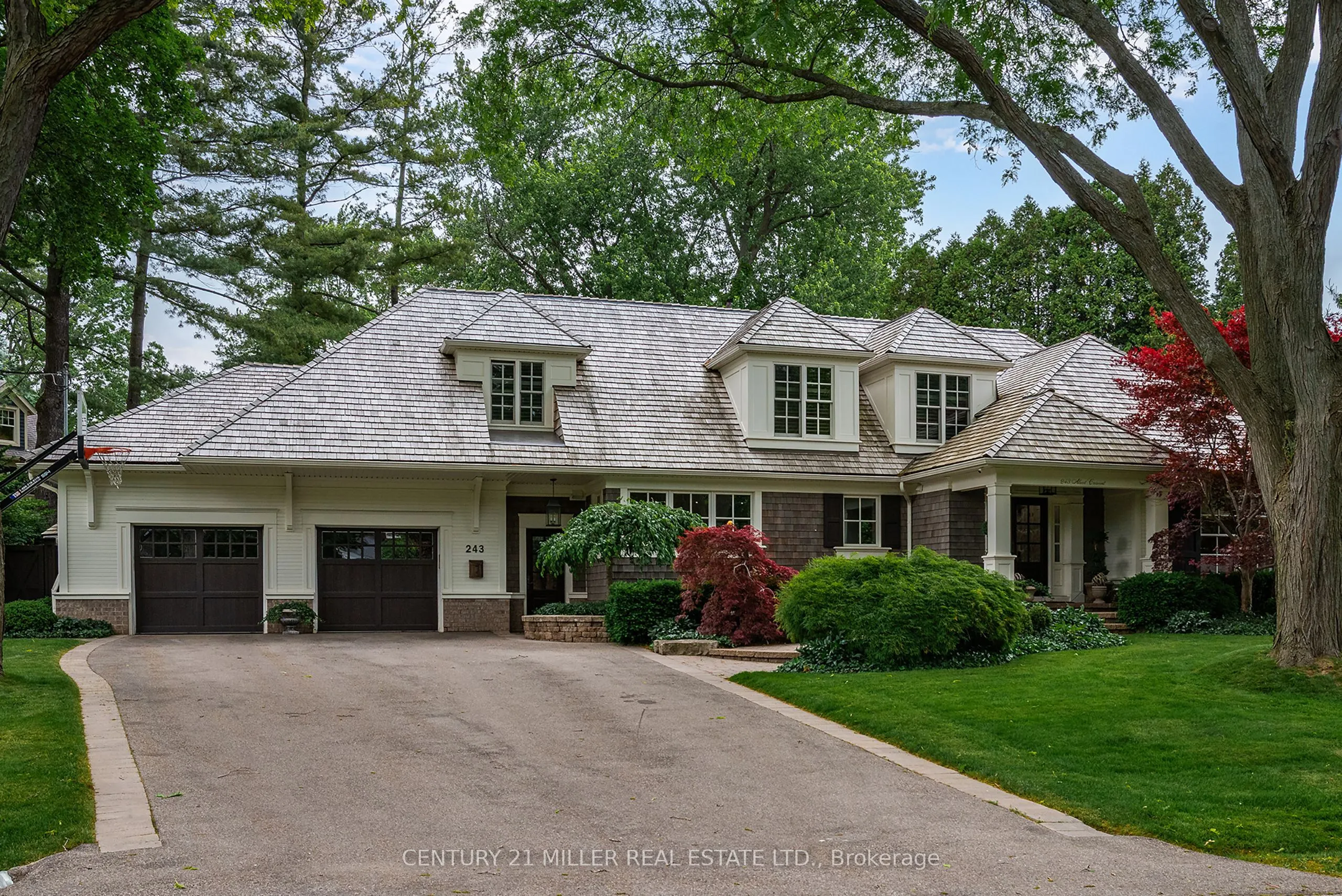 243 Alscot Crescent