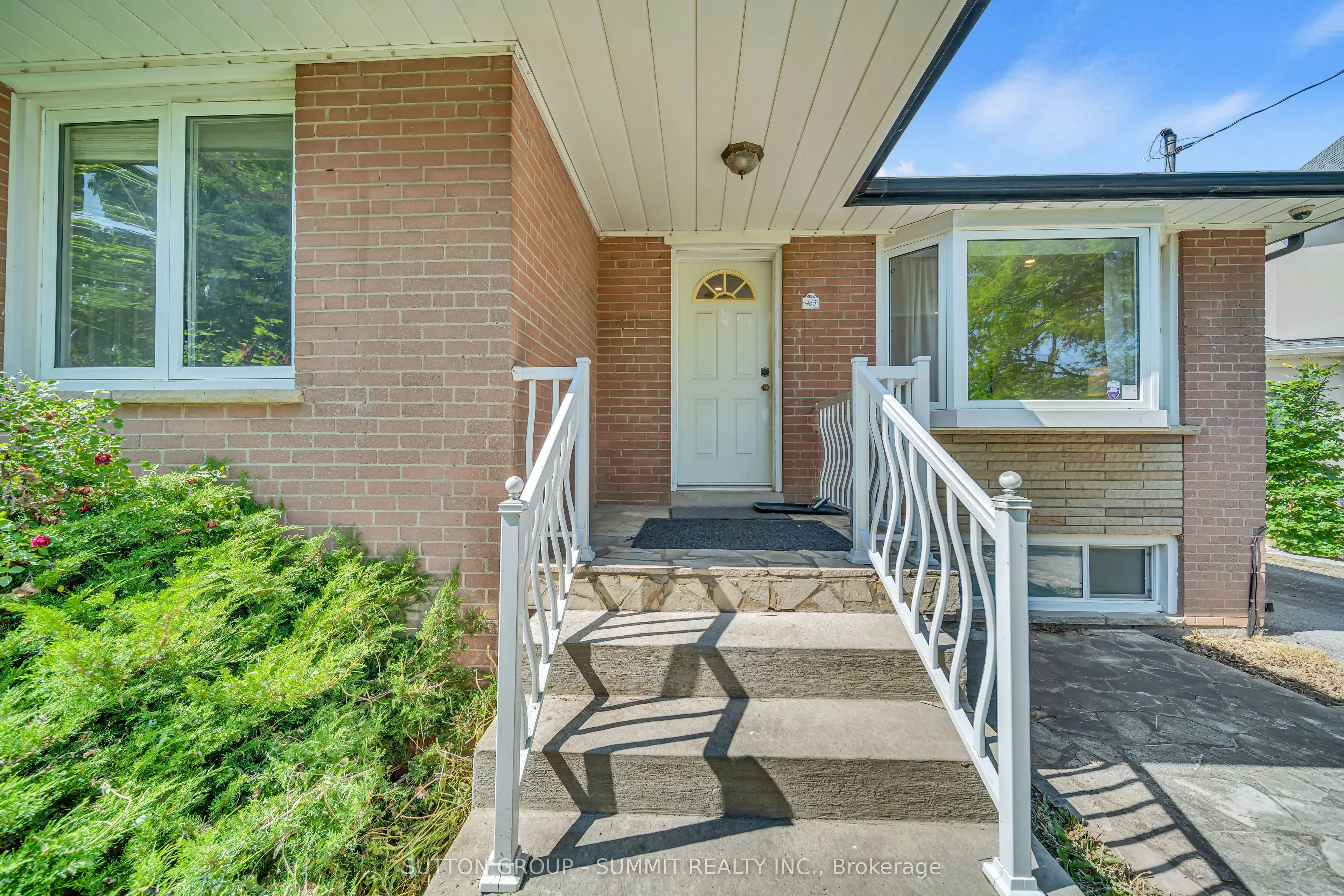 465 Seaton Drive