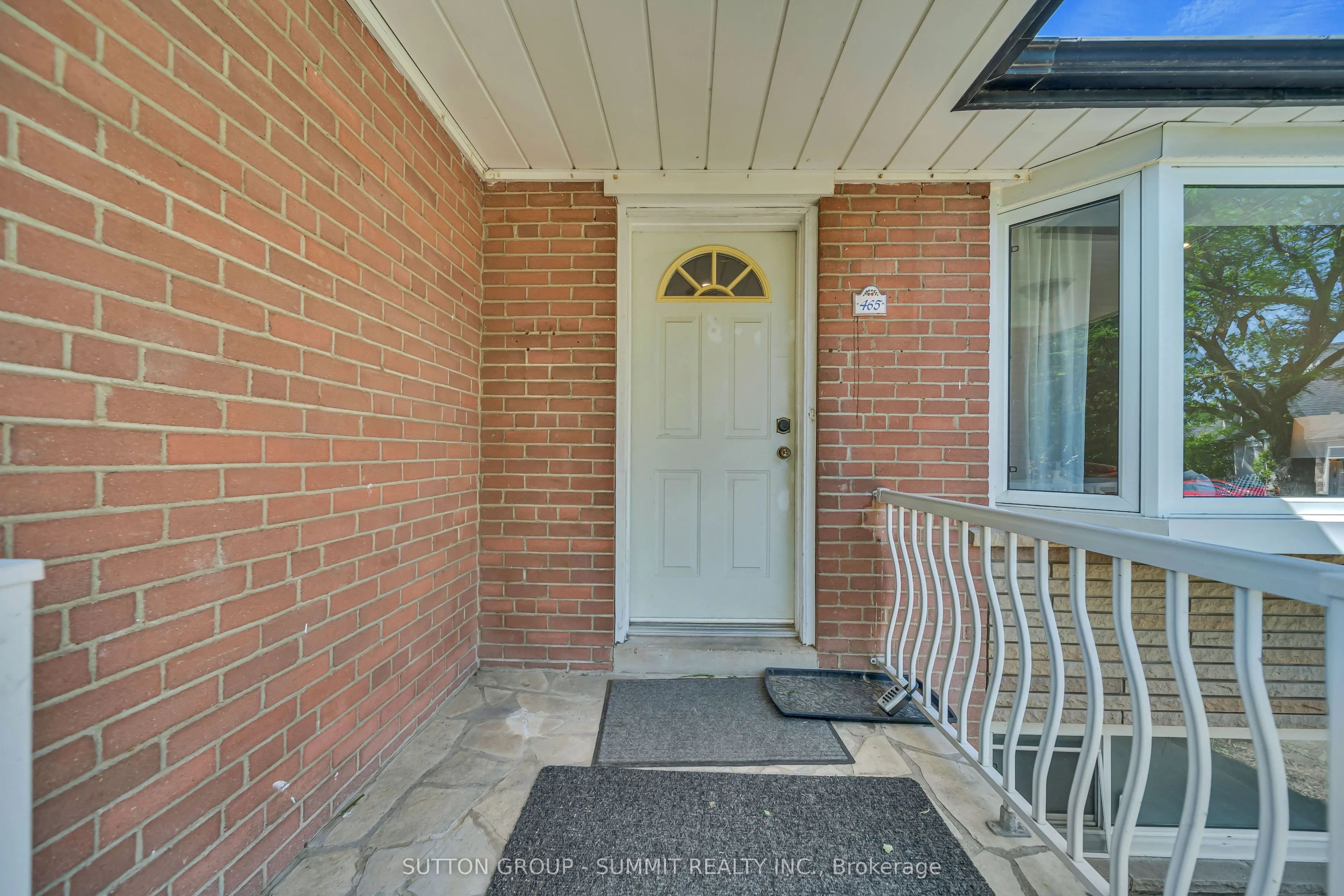 465 Seaton Drive