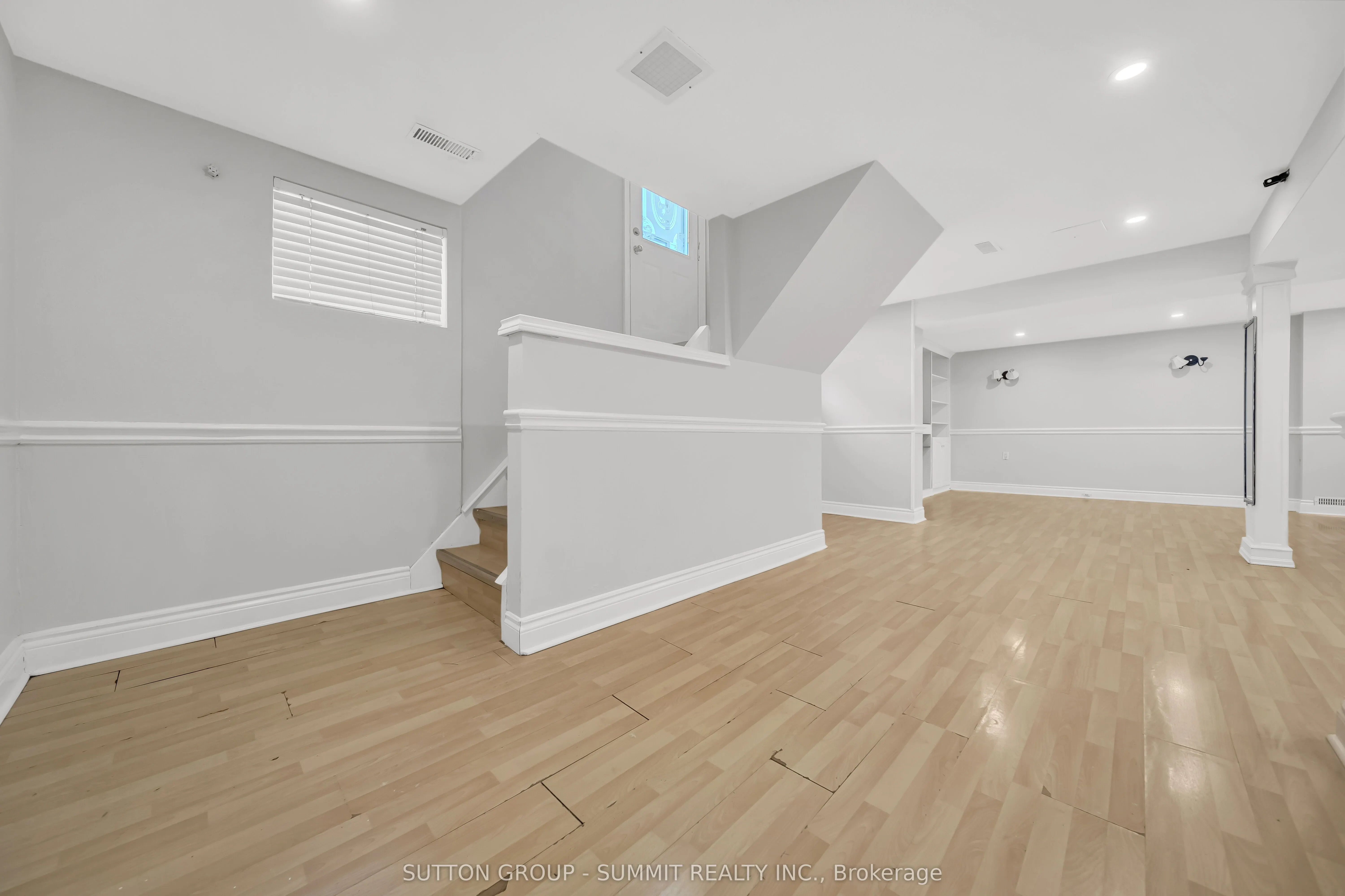 465 Seaton Drive