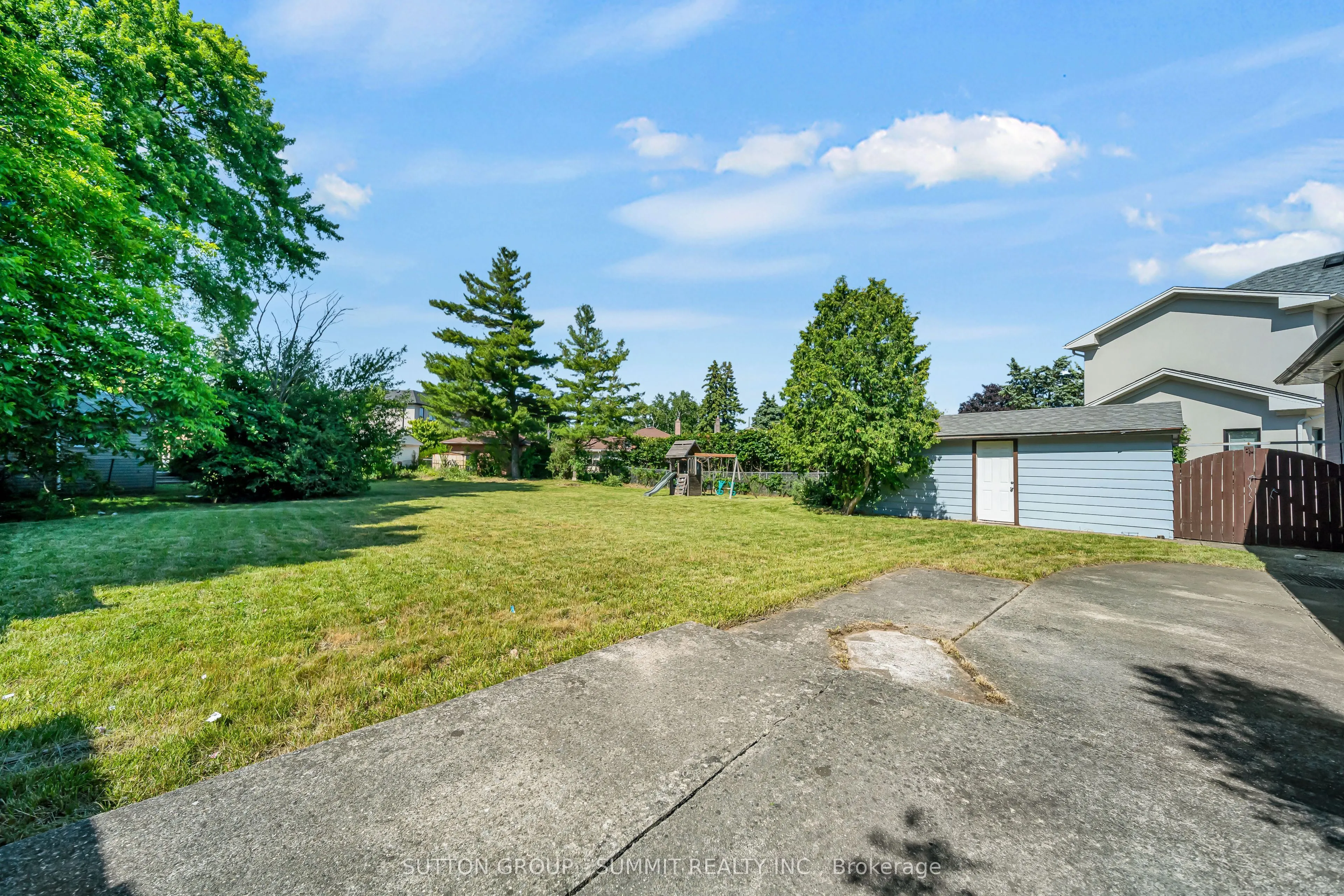 465 Seaton Drive