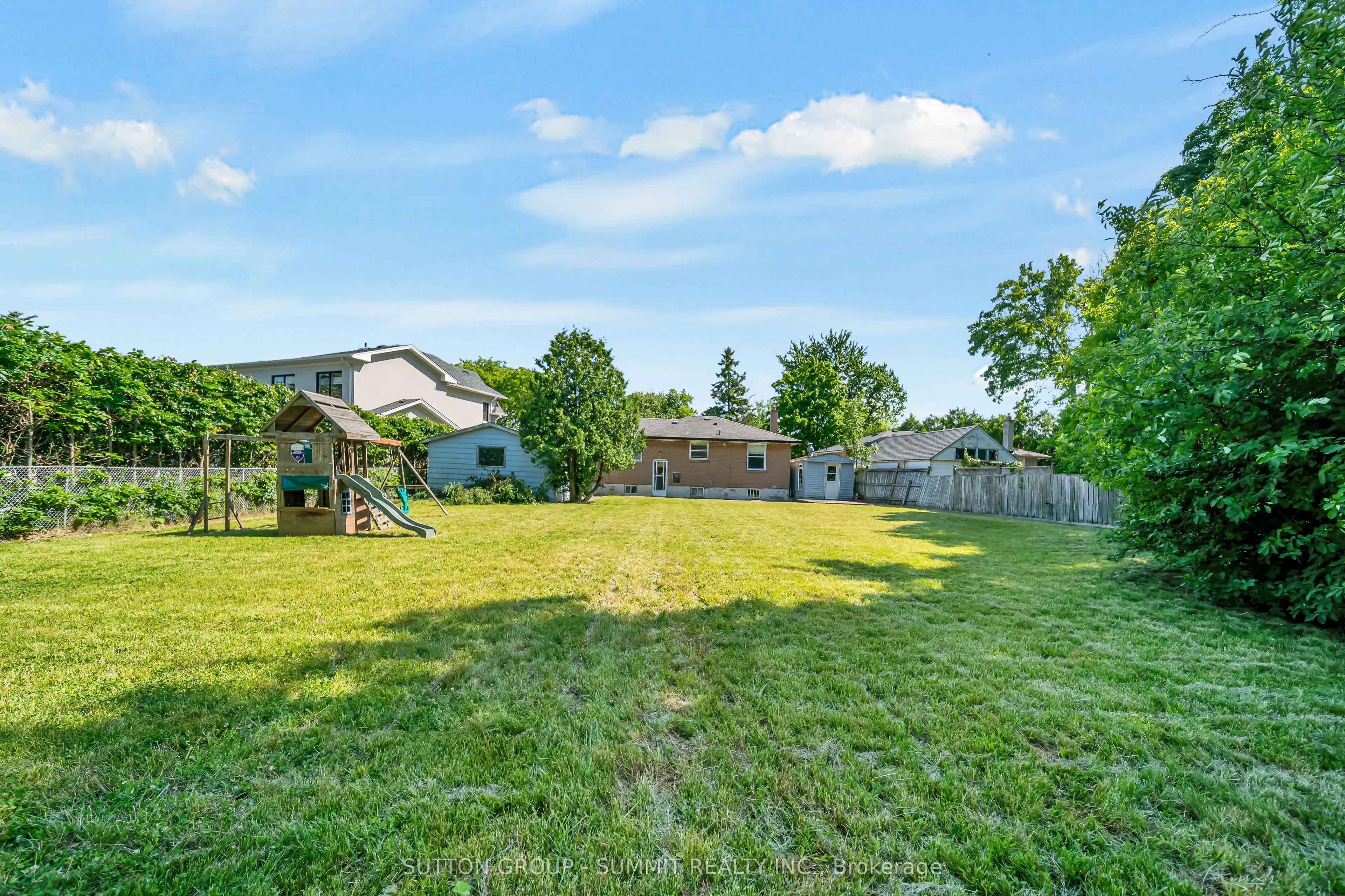 465 Seaton Drive